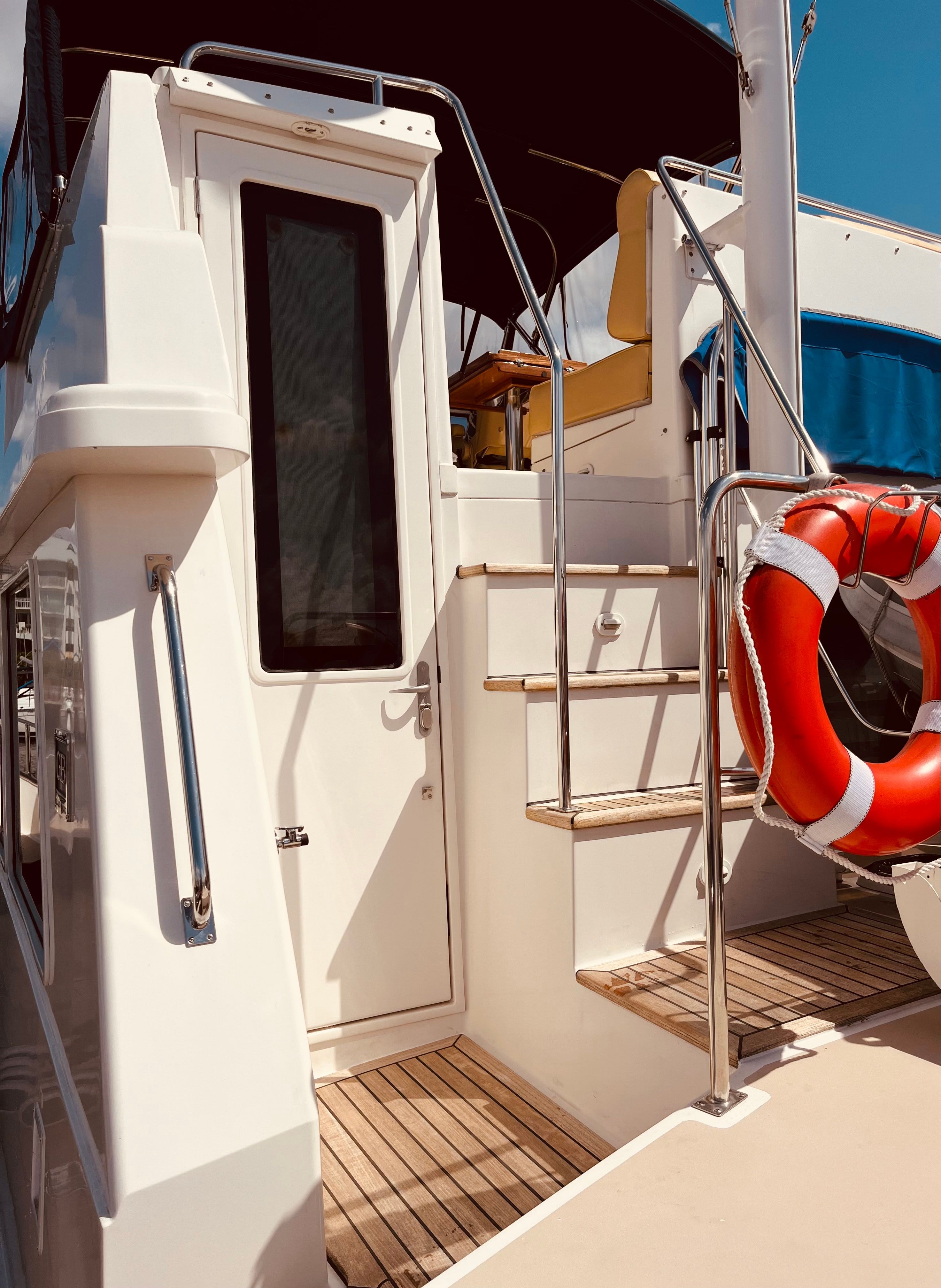 2007 Grand Banks 47 Heritage CL - 10