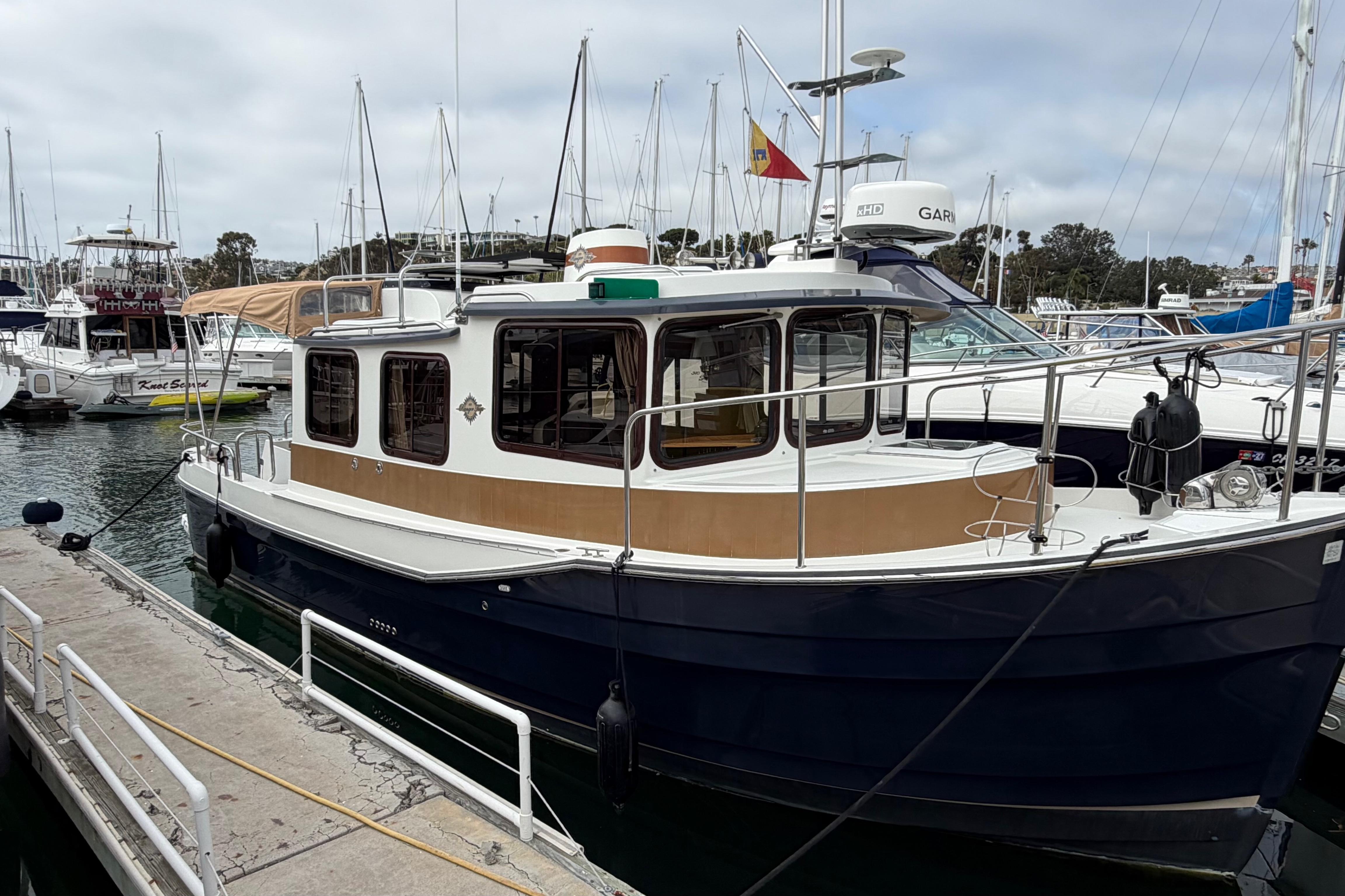 2017 Ranger Tugs R-27