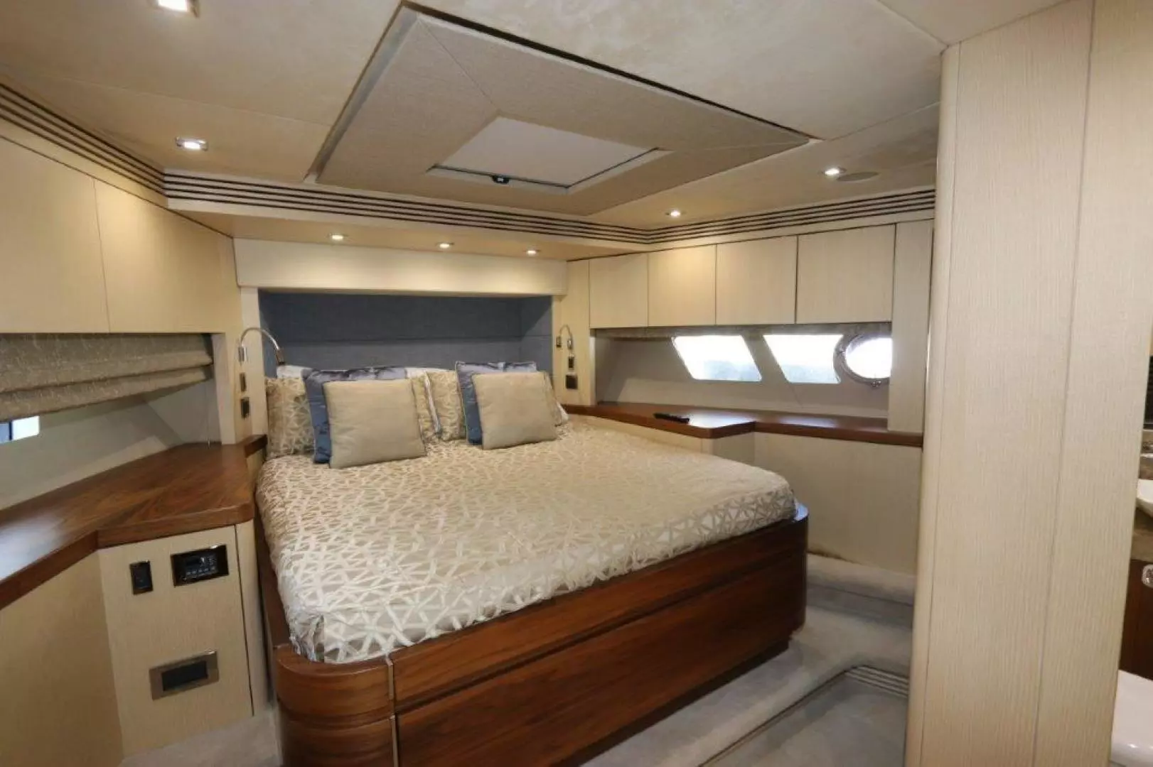 2015 Sunseeker Yacht - Image 38