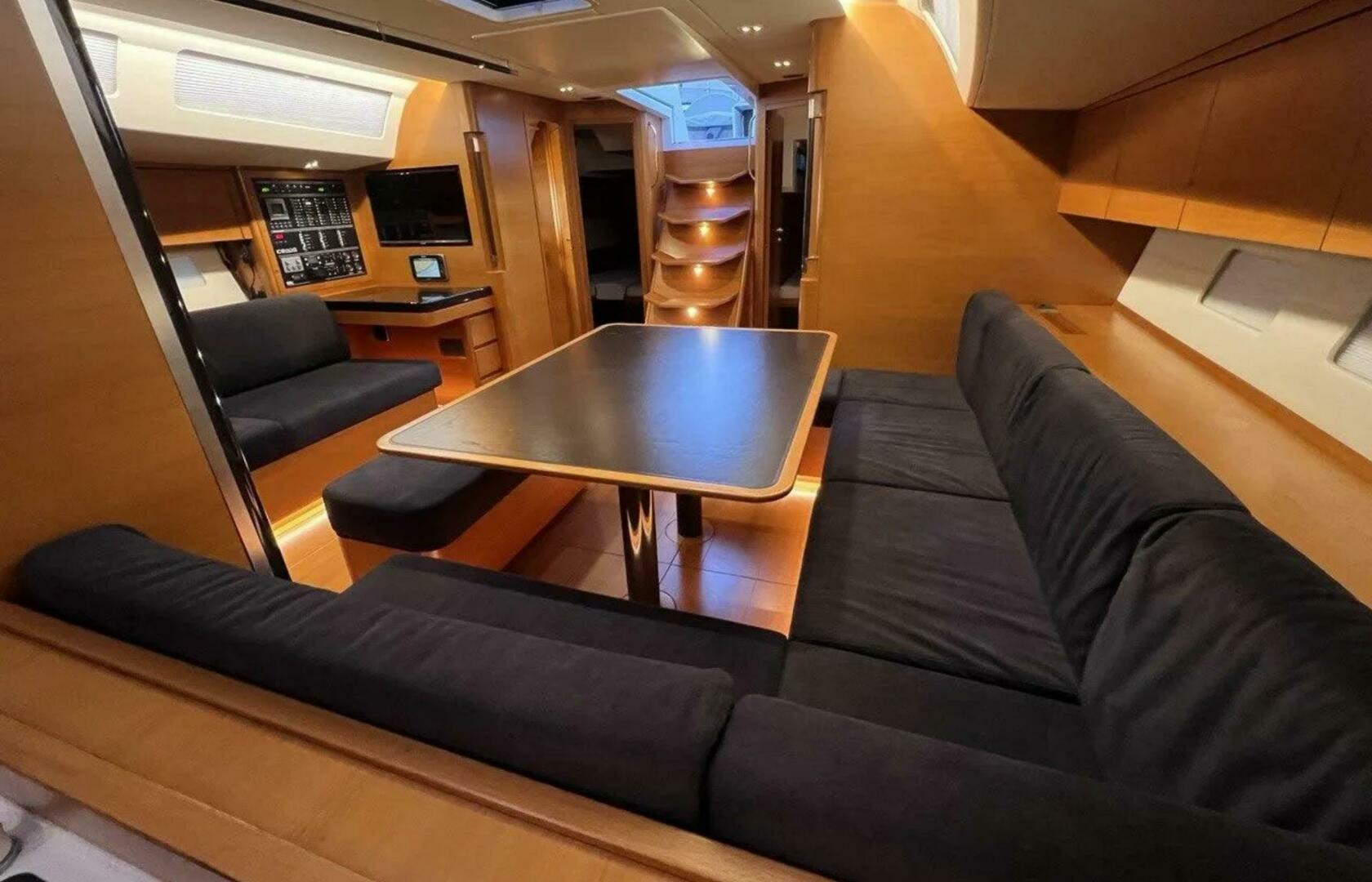 2016 Ice Yachts 62 evo - Image 5