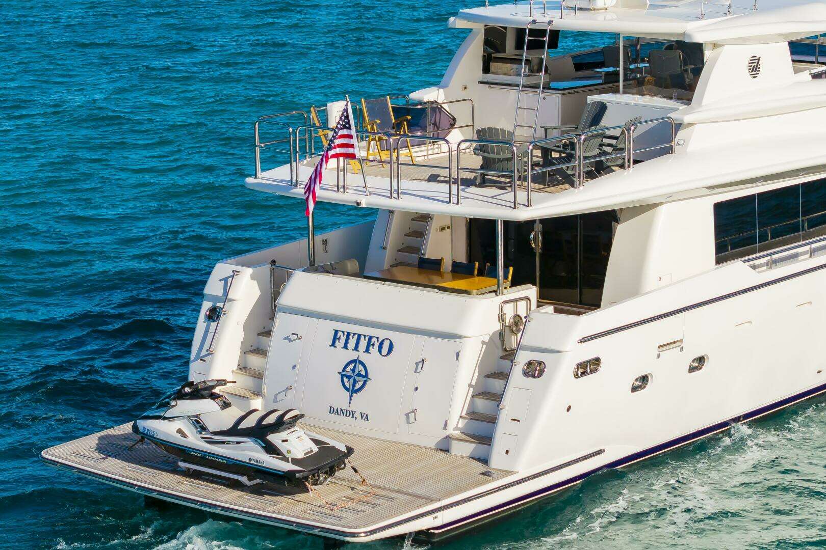 2017 Johnson 93 Flybridge - Image 7