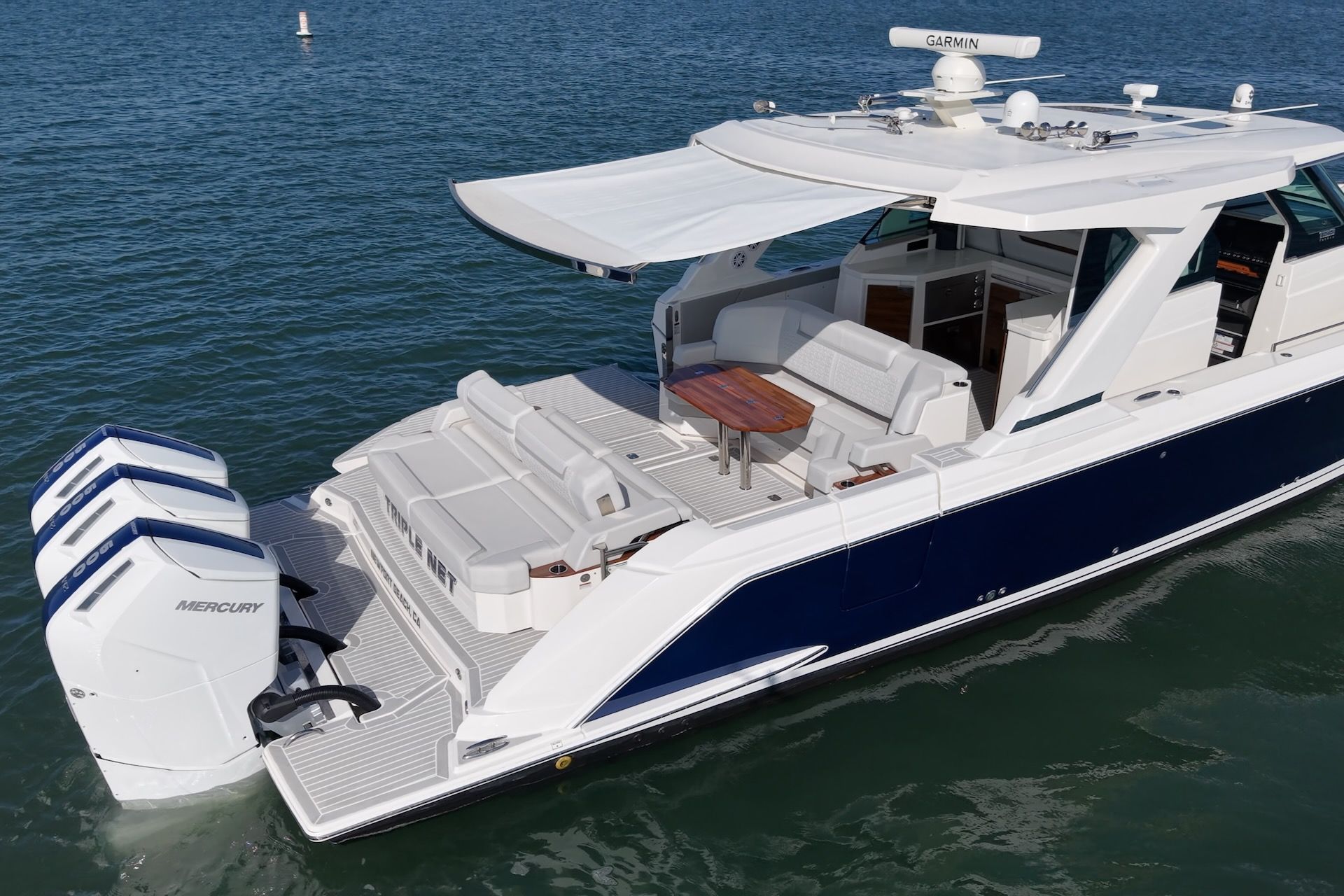 2023 Tiara Yachts 48 LS - 9