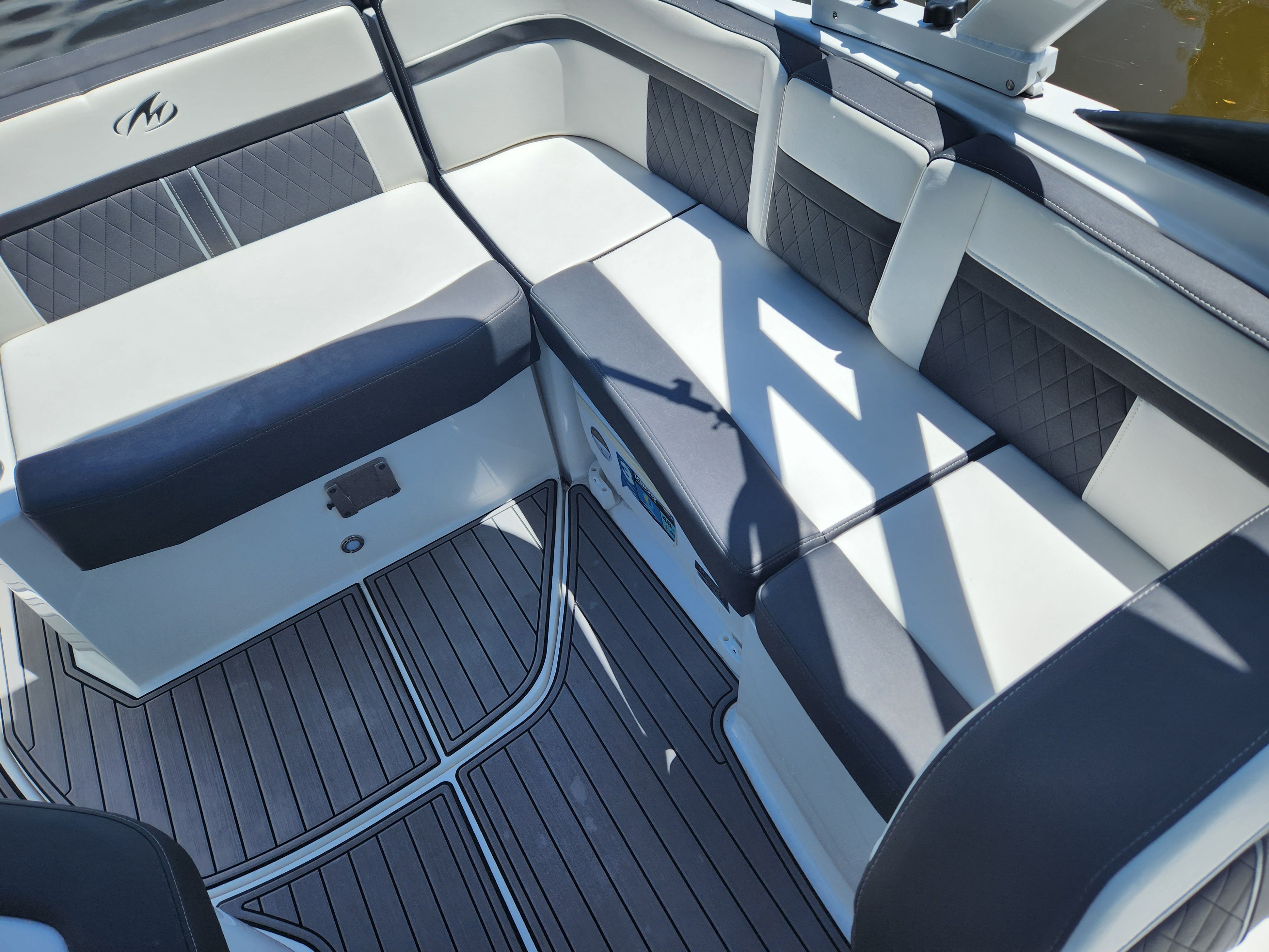 The 2021 Monterey M6 features an elegant seating area with cushioned seats and stylish design.