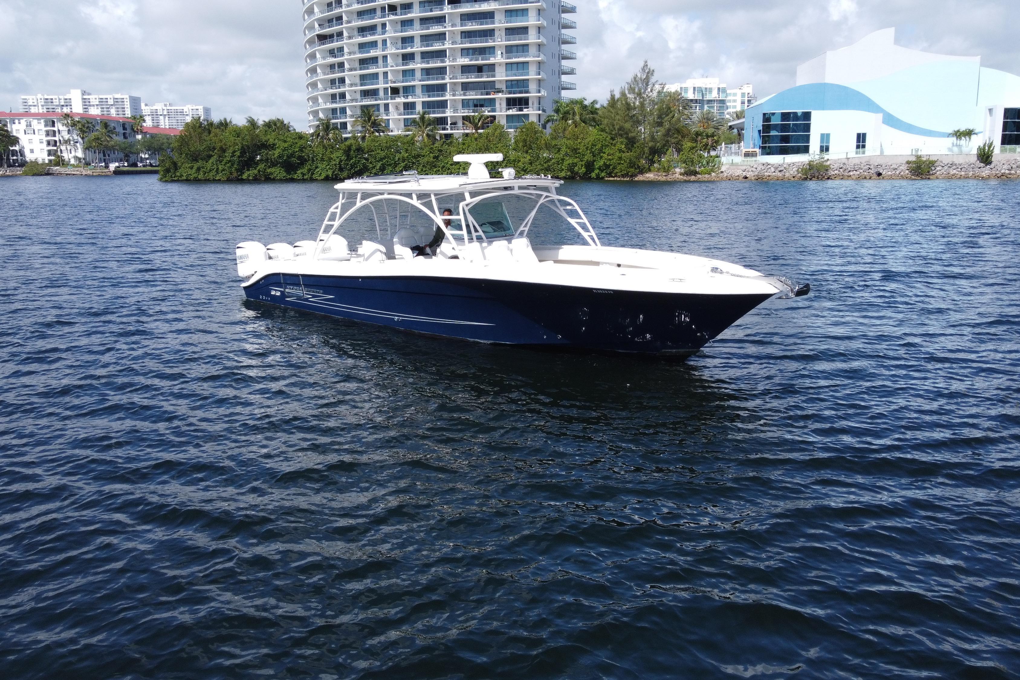 2012 Hydra-Sports 4200 SF