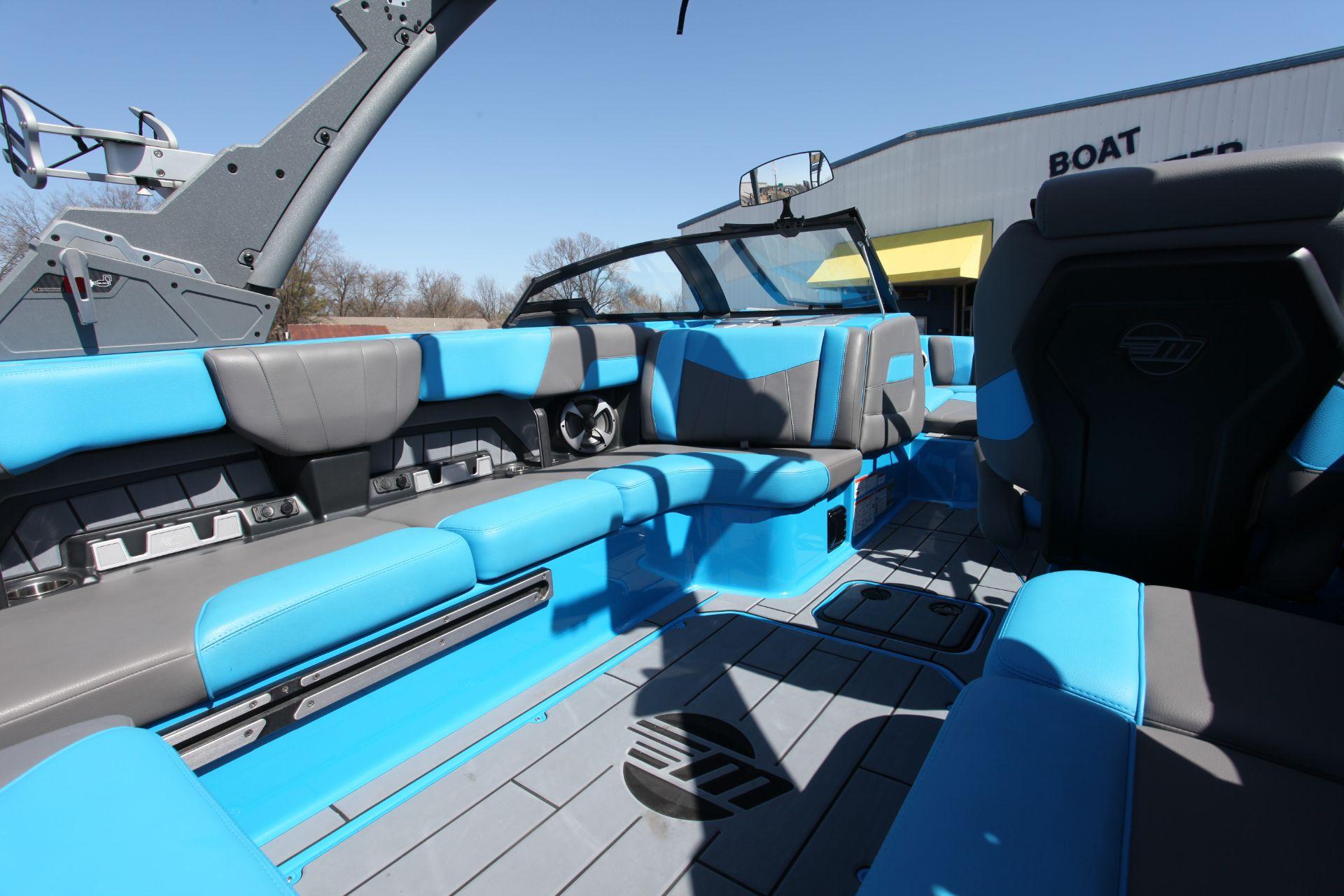 2021 Malibu Wakesetter 23 MXZ - 7