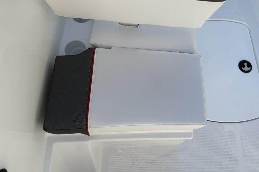 2026 Tahoe T16 boat seat with white and black upholstery, featuring a red accent stripe.
