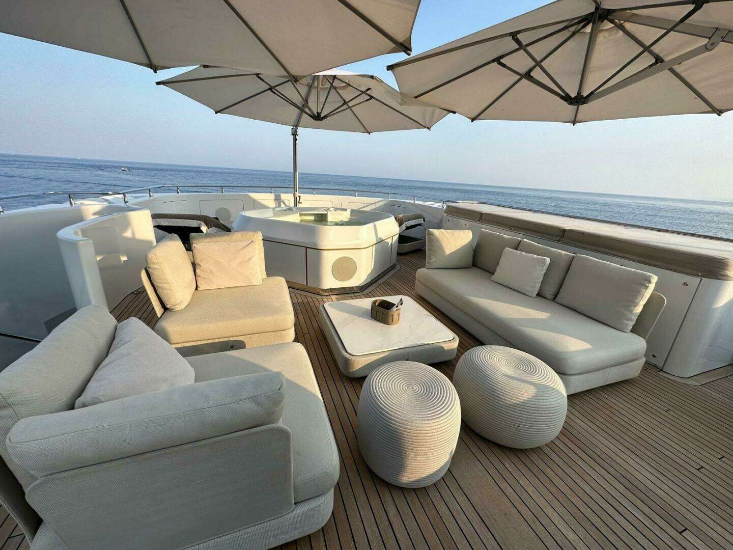 2003 Royal Denship Motor Yacht - Image 9