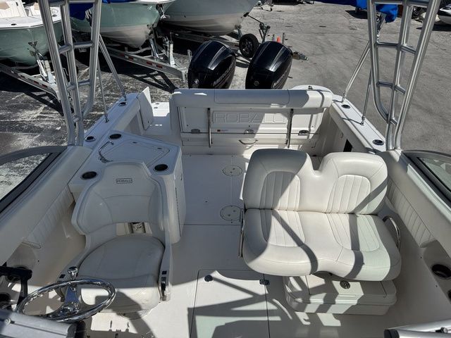 2012 Robalo 247 DC - 15