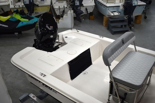 2025 Carolina Skiff E20 JVX Center Console - 9