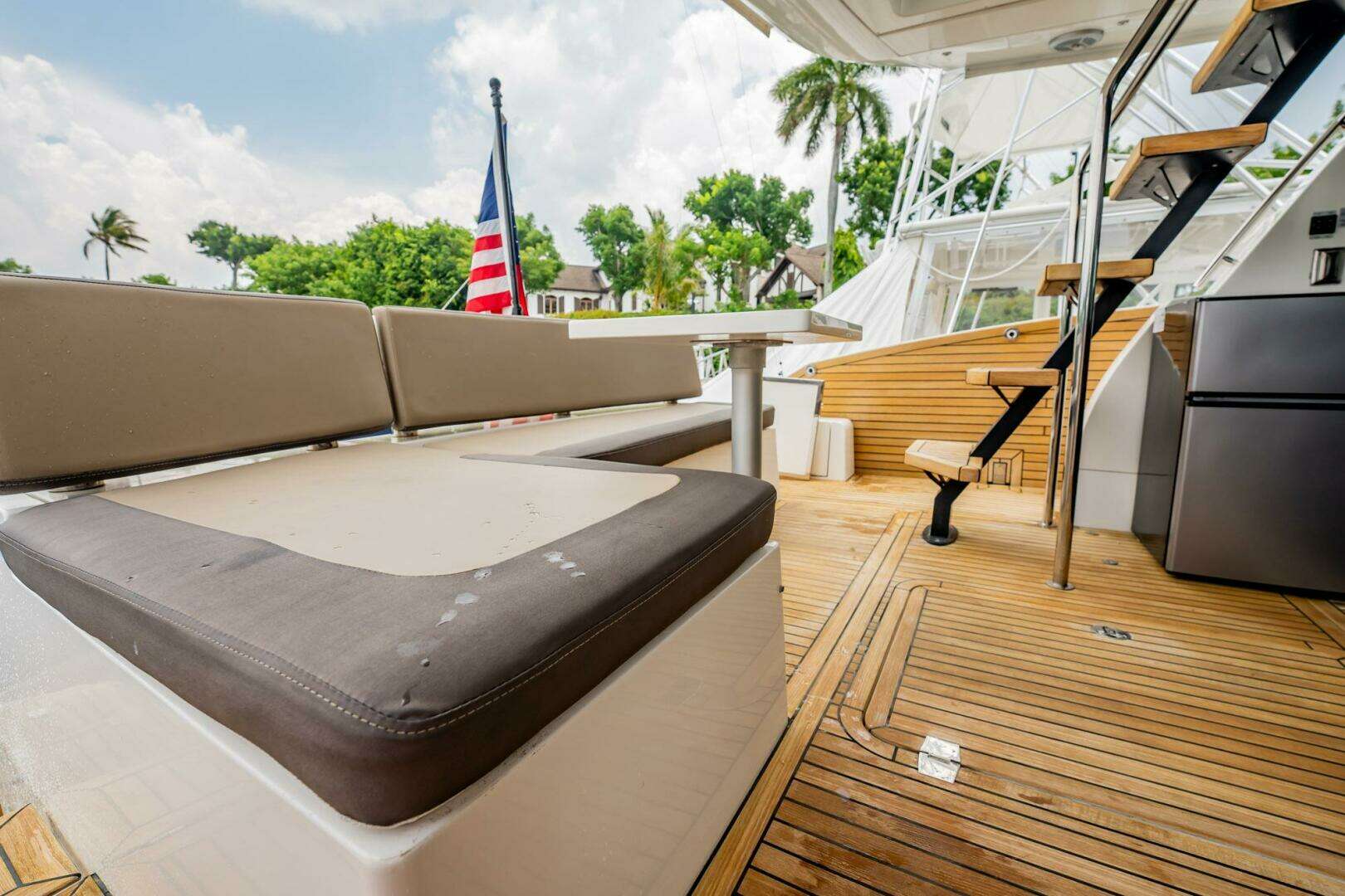 2017 Galeon 510 Skybridge - Image 67