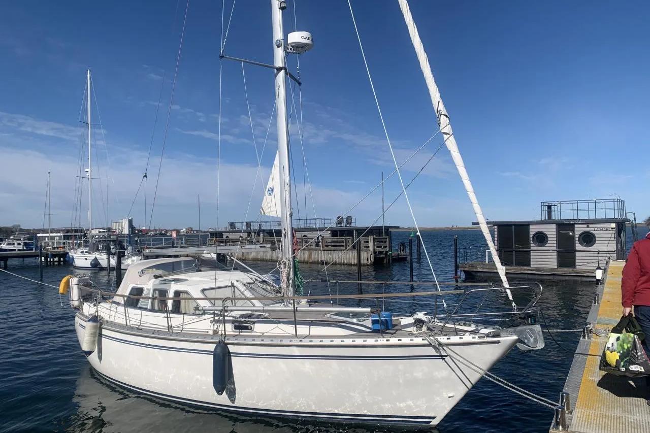 1991 Nauticat 32