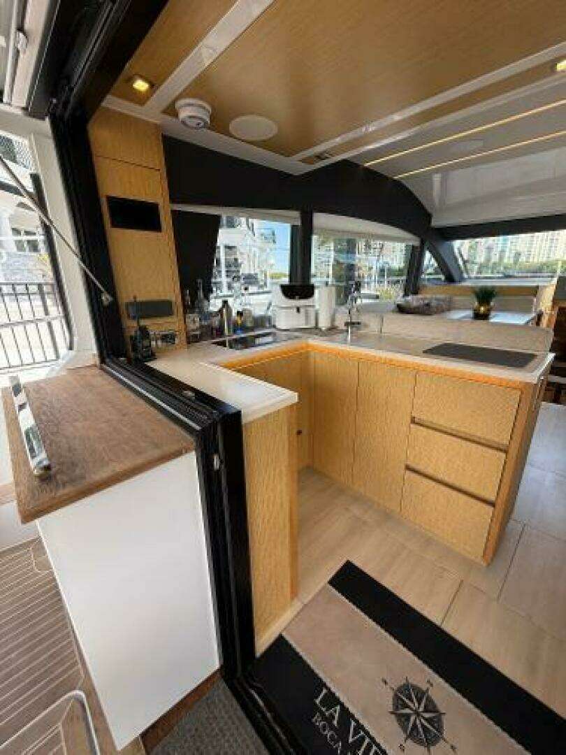 2019 Sealine F430 - Image 53