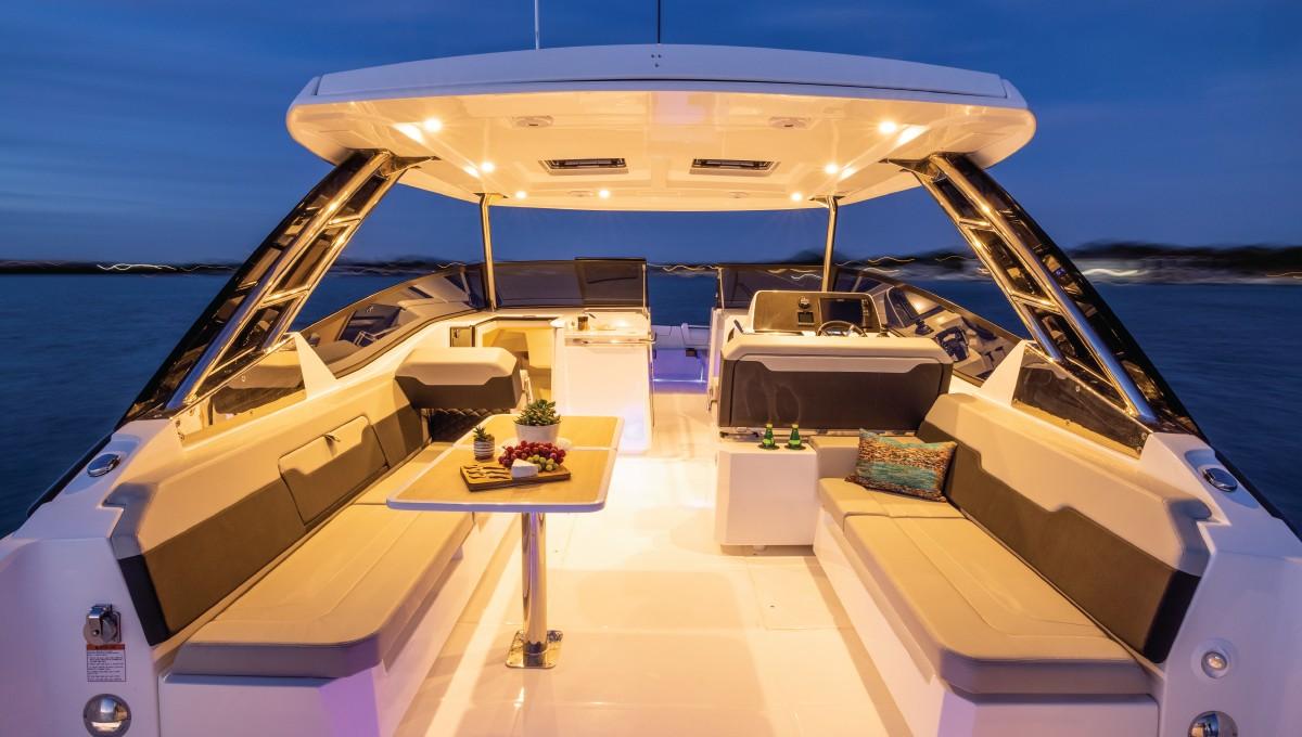 2026 Aquila 32 Sport