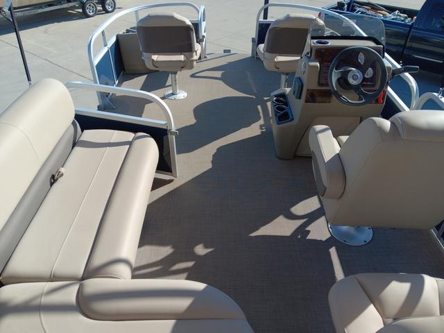2024 Sun Tracker Bass Buggy 18 DLX - 11