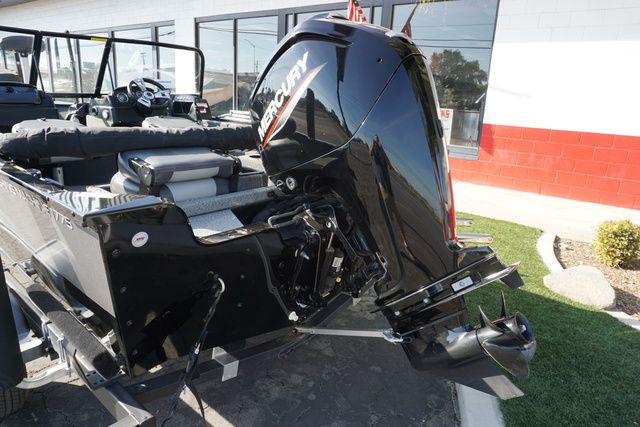2022 Lowe Fishing Machine 1775 - 6