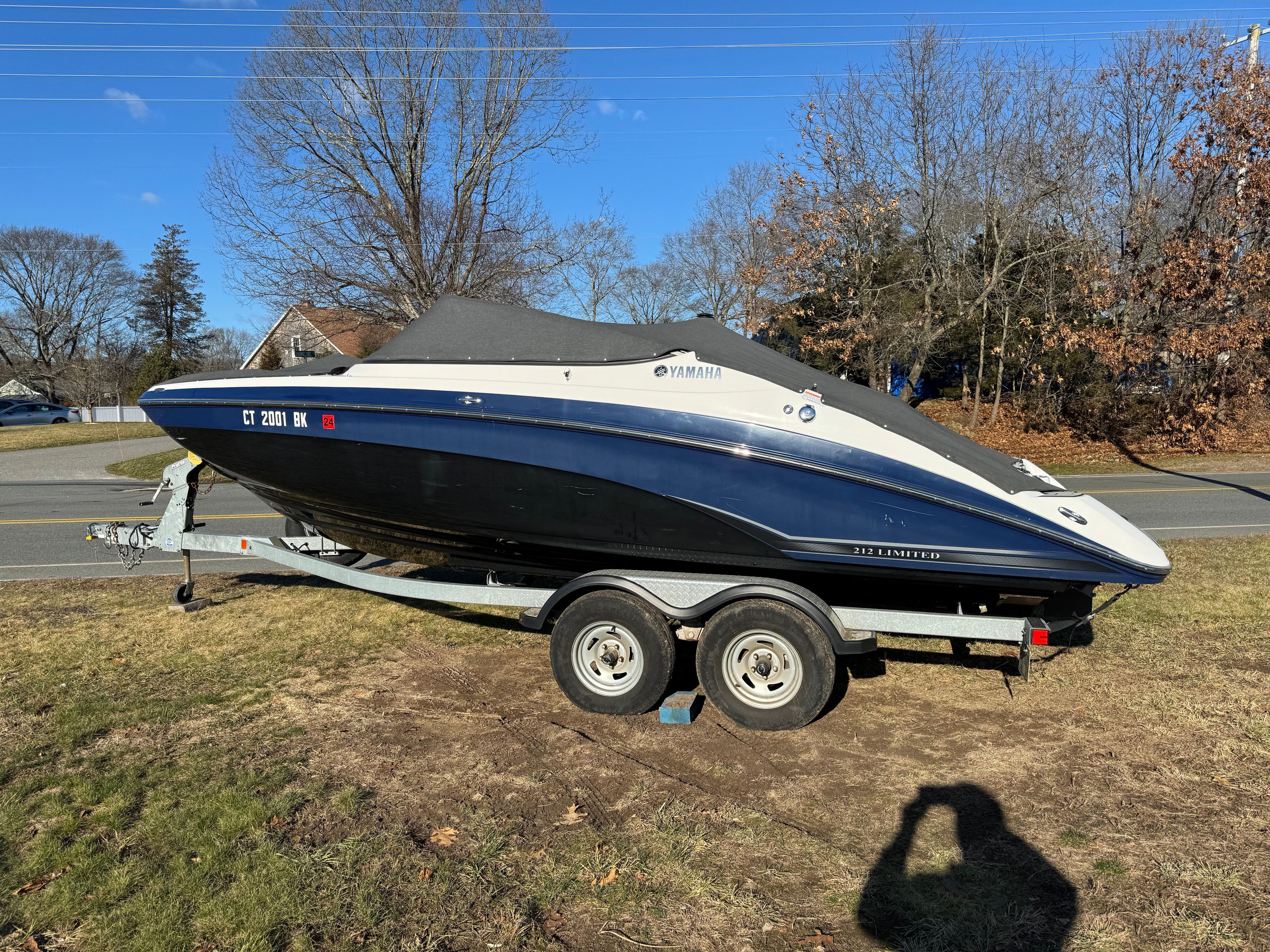2017 Yamaha Boats 212 Limited