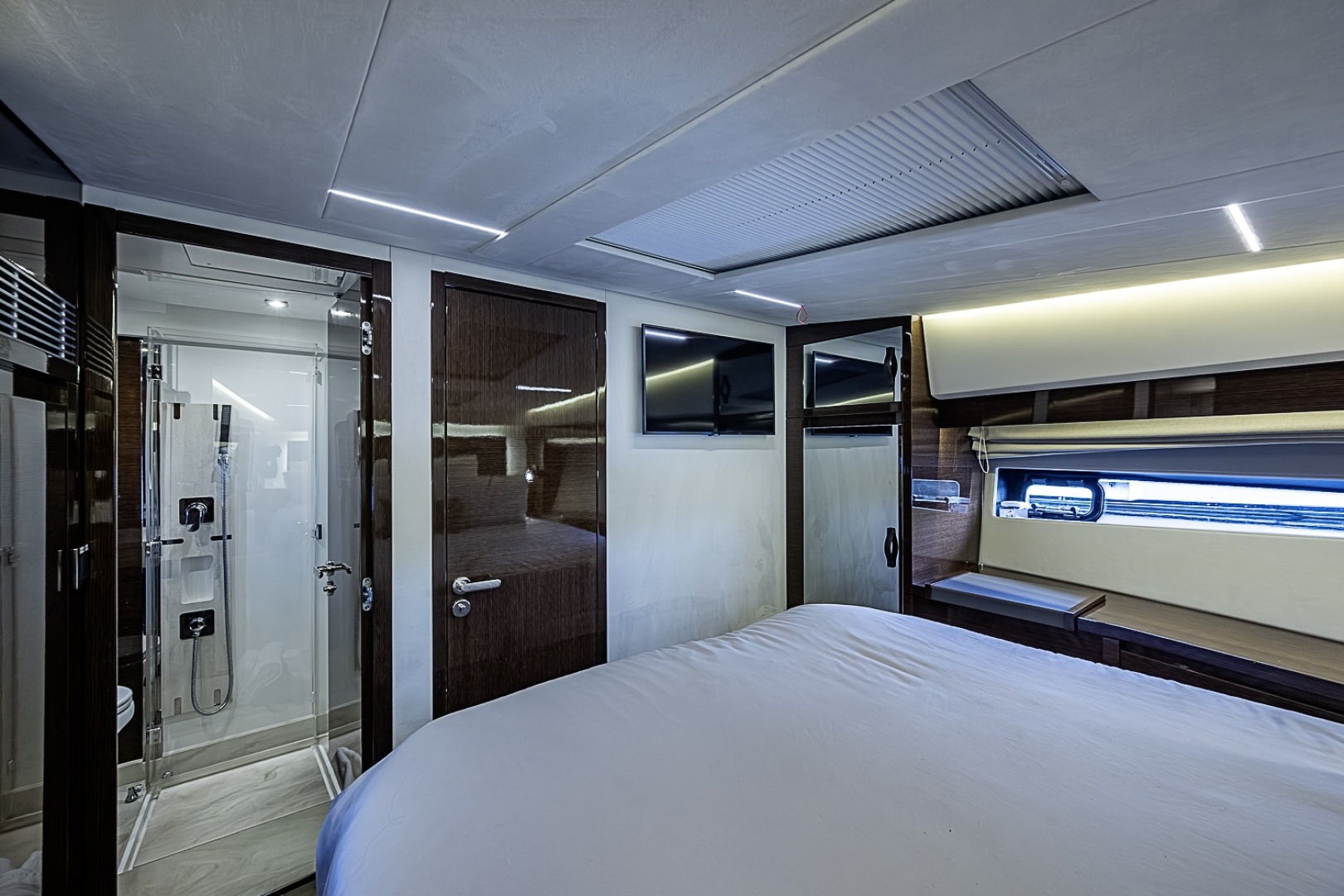 2021 Prestige 520 - Image 38