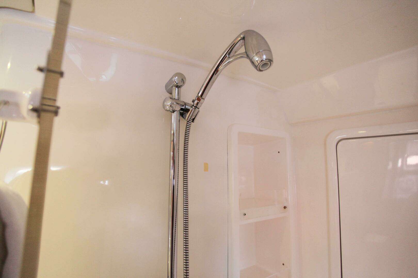 2012 Leopard owners version never in charter - Image 158