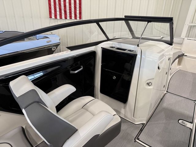 2025 Yamaha Boats AR250 - 15