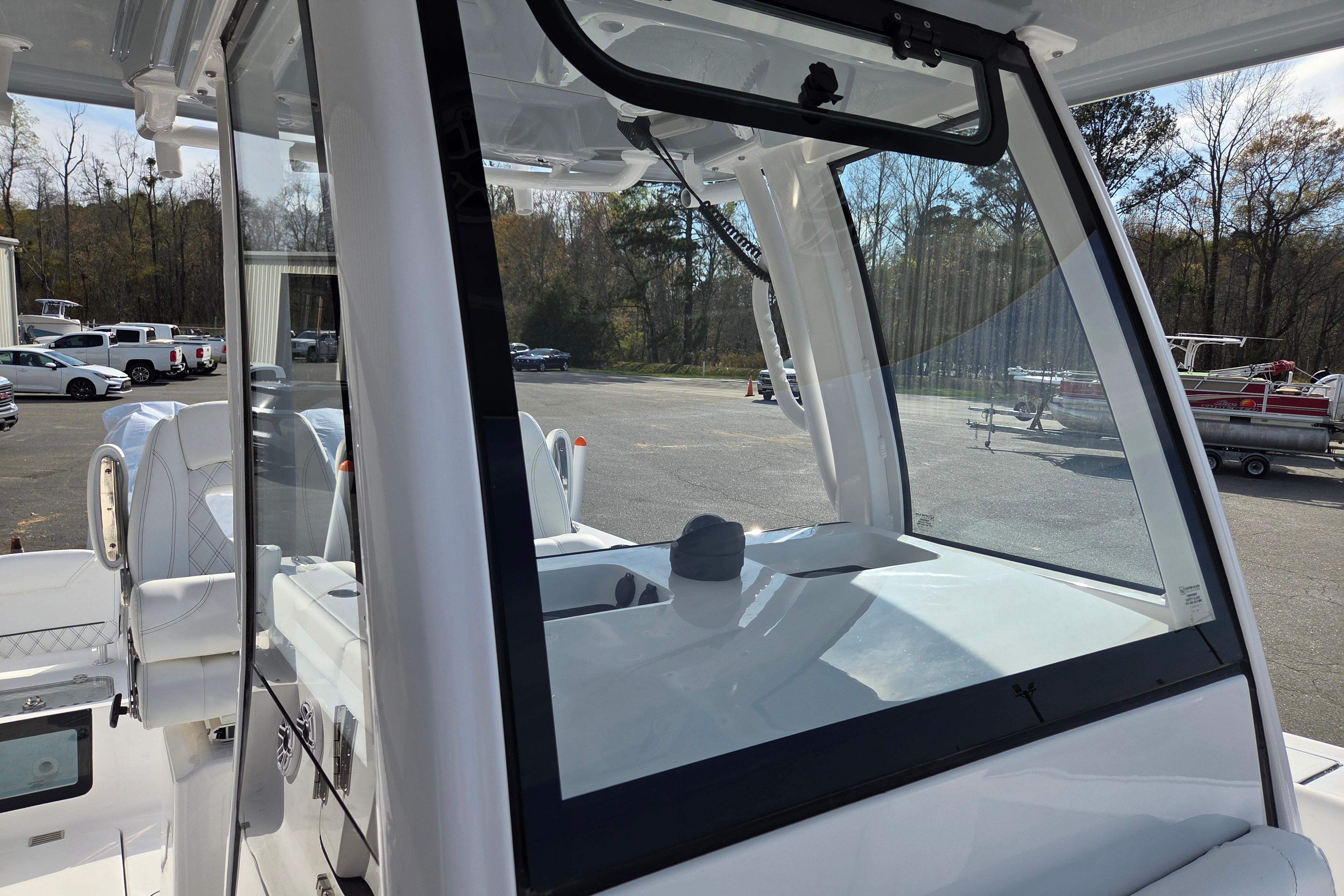 2026 Sportsman Heritage 261 Center Console boat with sleek design and modern features.