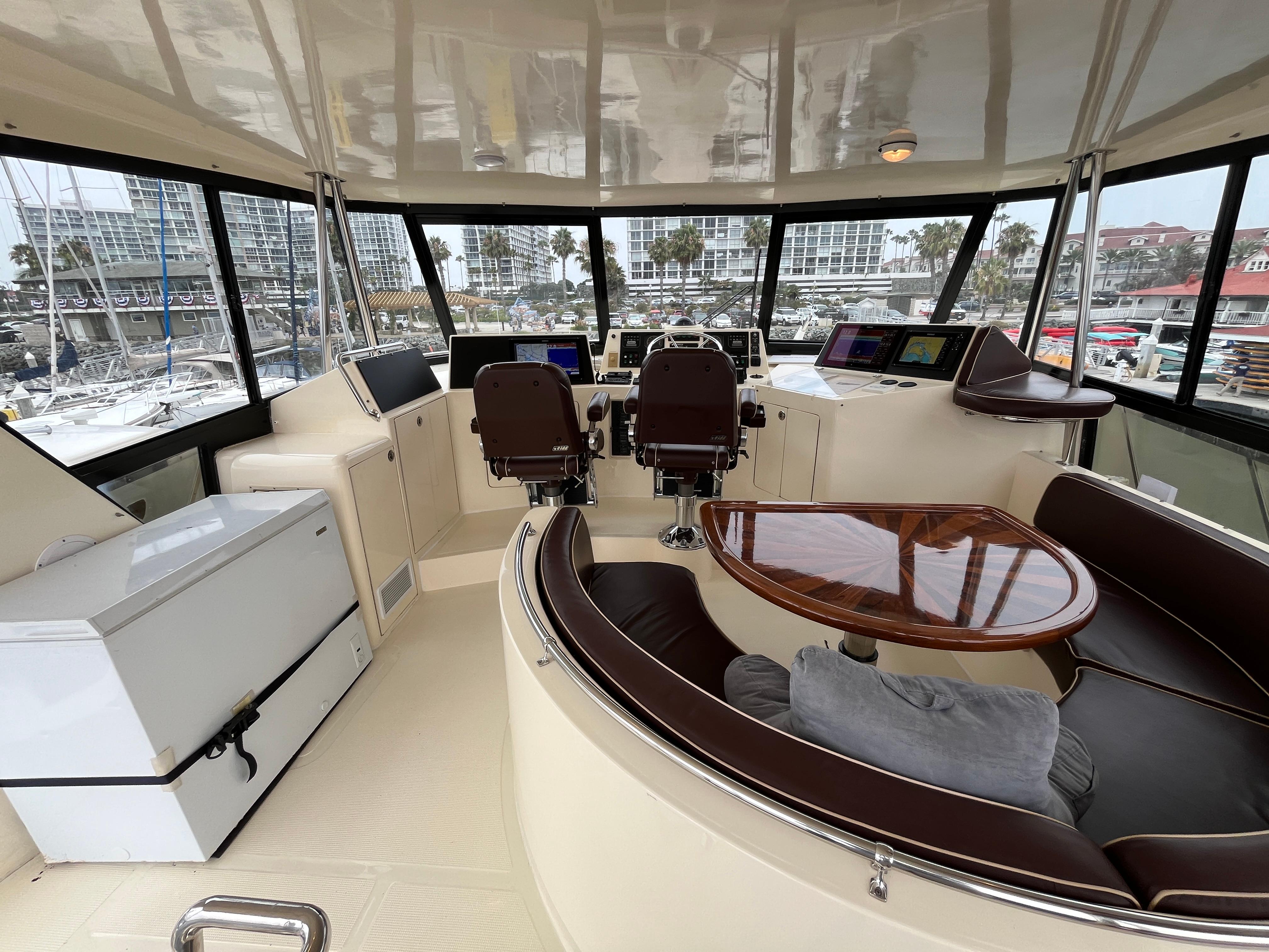 1999 Mikelson Long-Range Luxury Sportfisher - 57