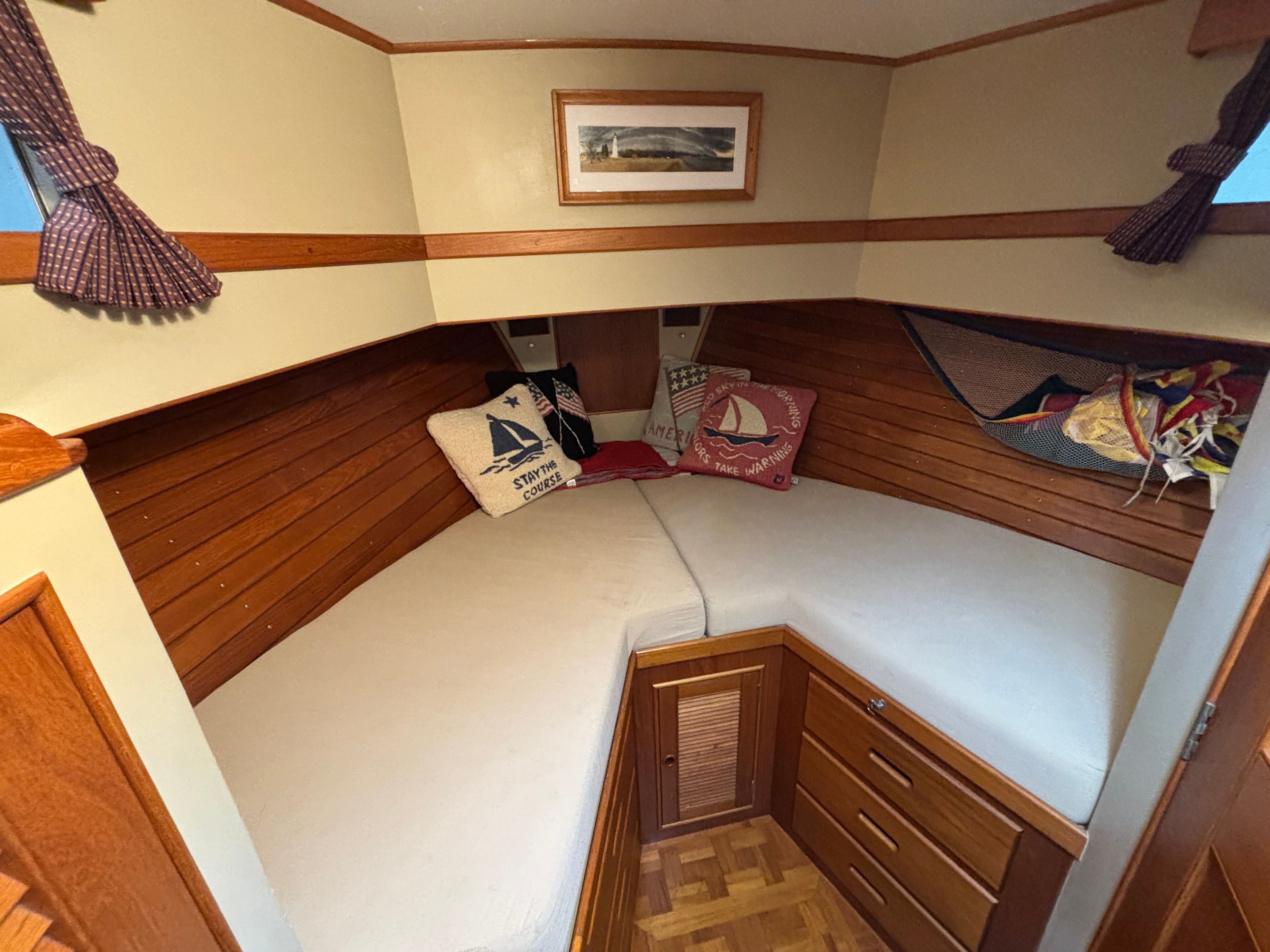 1983 Grand Banks 36 Classic - 24
