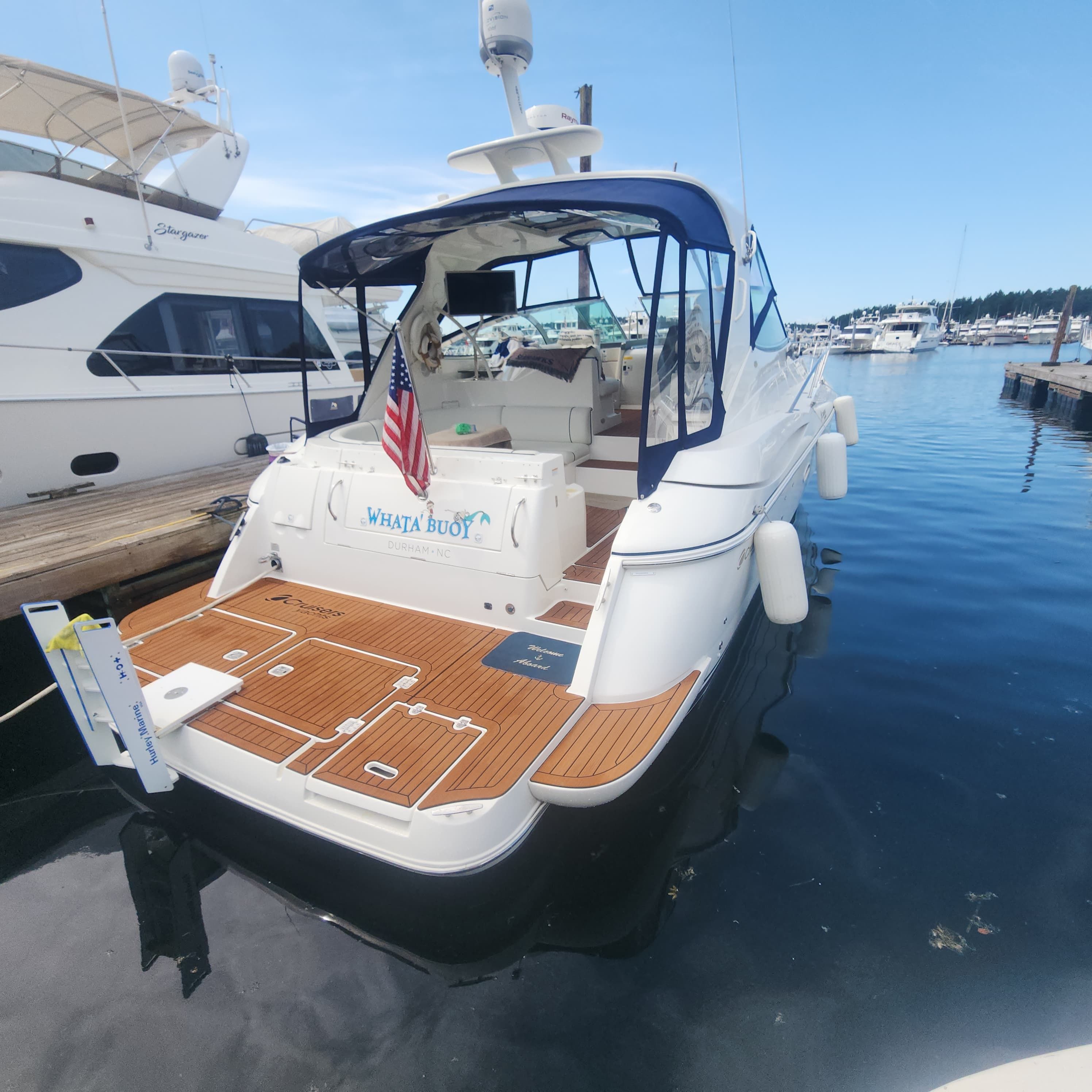 2005 Cruisers Yachts 440 Express - 13