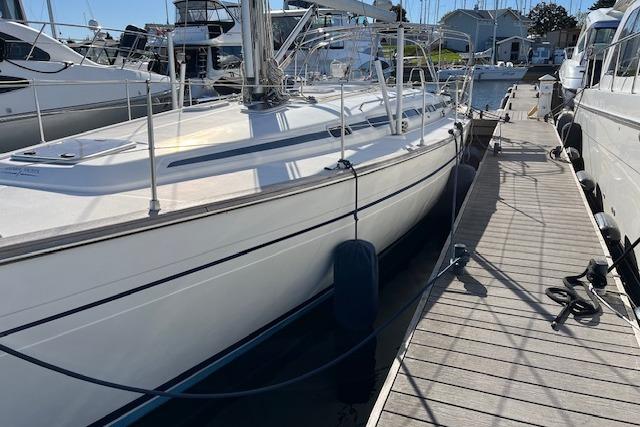 2003 Bavaria 44