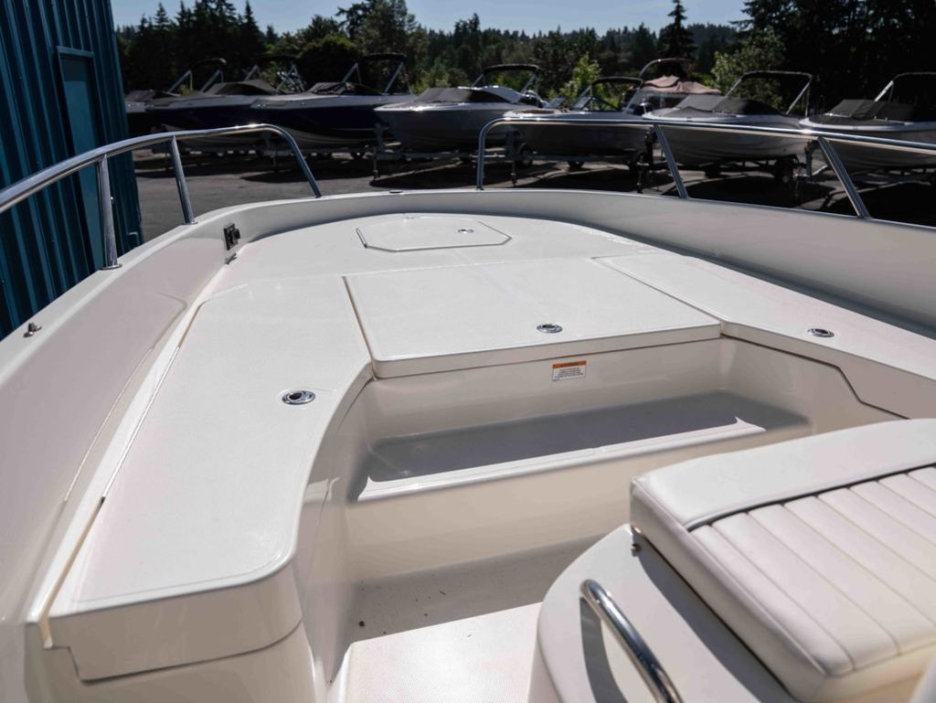 2019 Bayliner Element F21 - 11