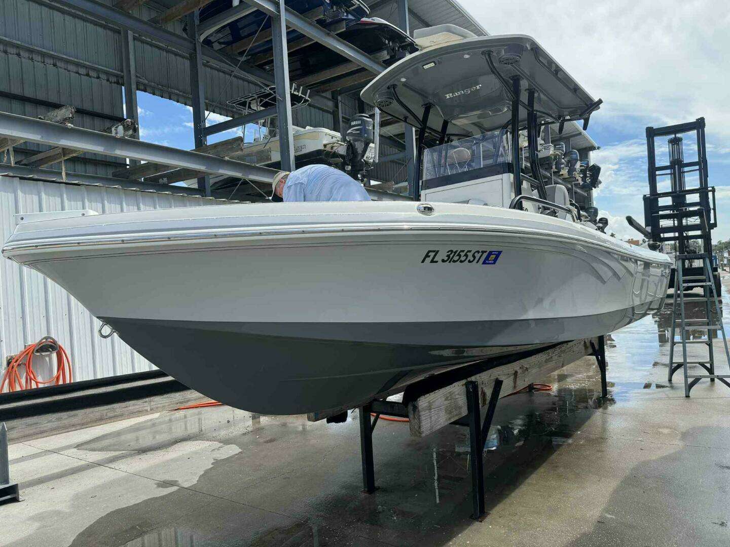2020 Ranger 2360 Bay Boat - Image 4