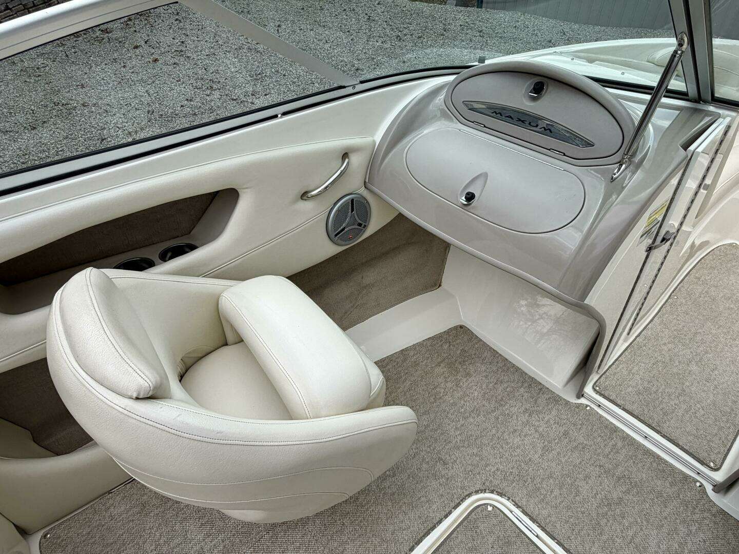 2007 Maxum 2200 SR3 - Image 39