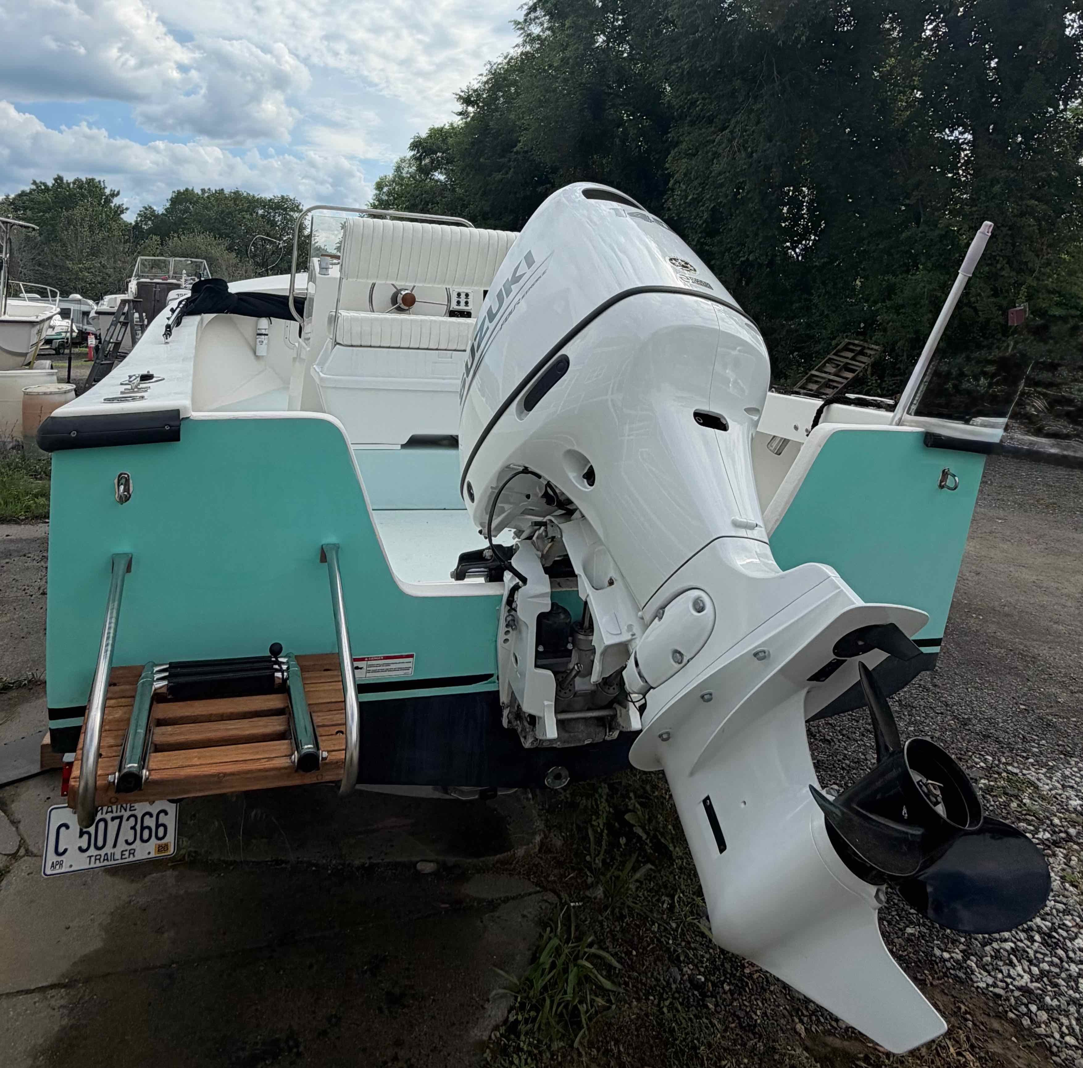 2016 Surfside 21 Center Console - 3