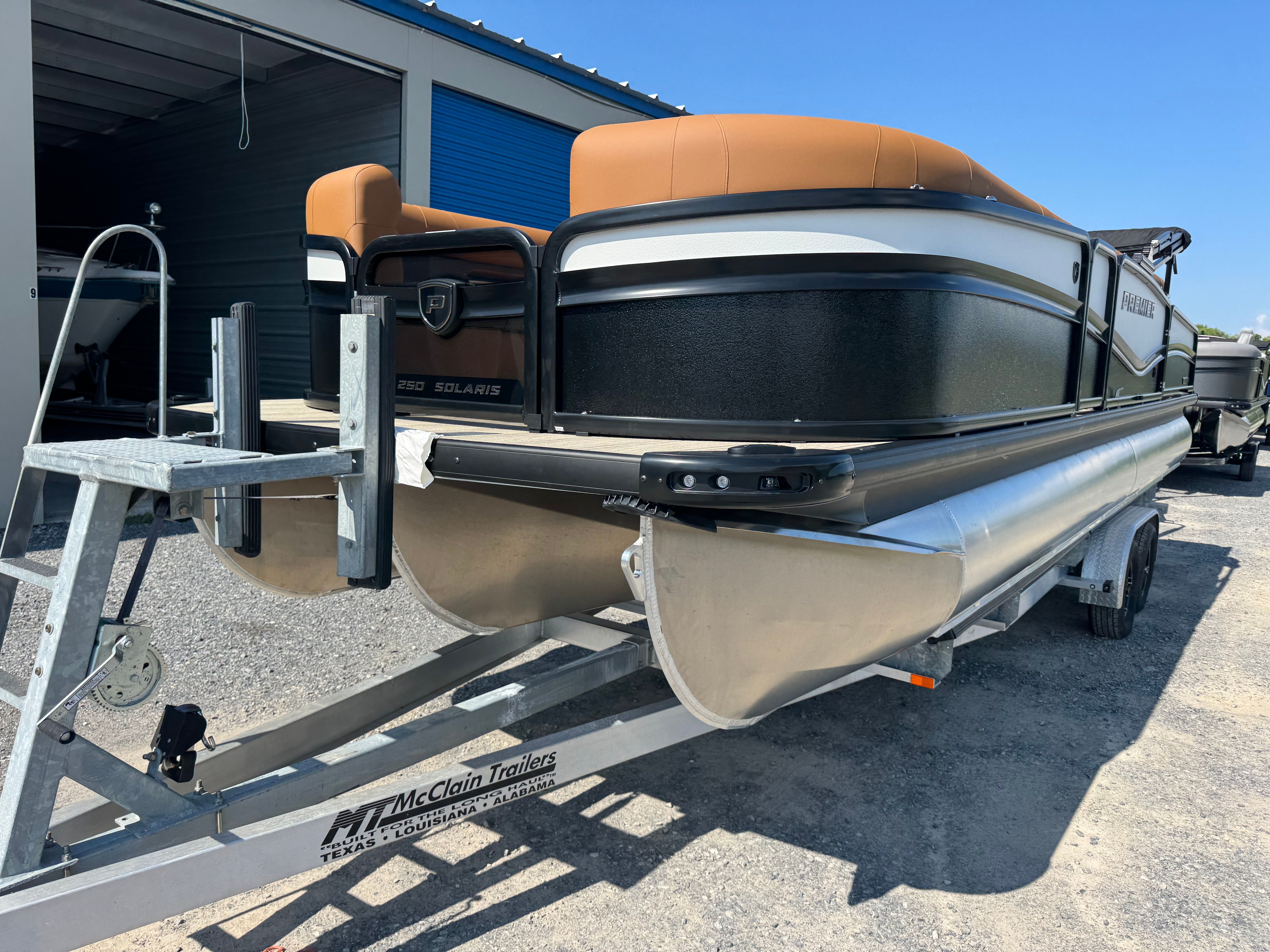 2026 Premier 250 Solaris Rear Social - 4
