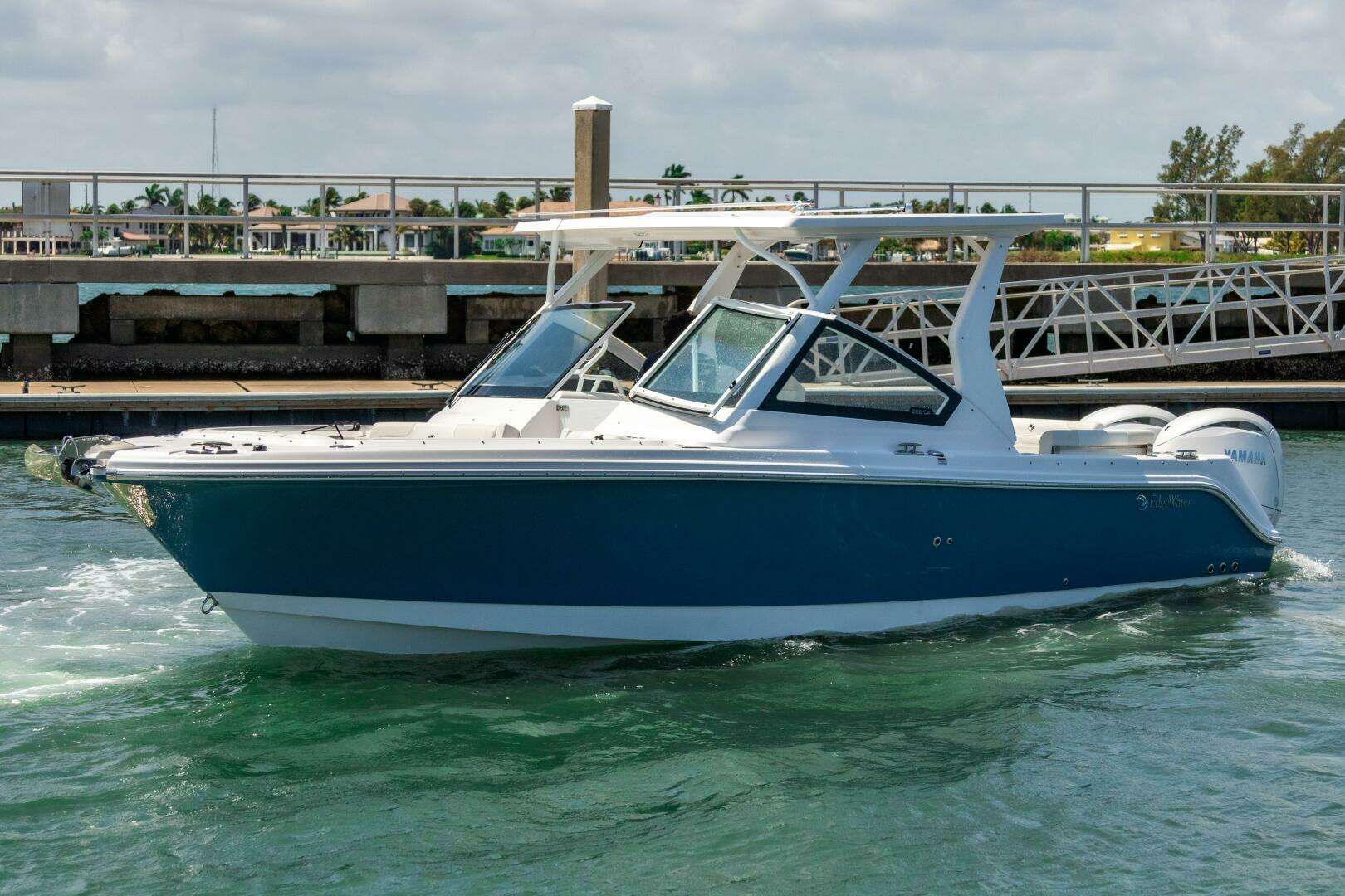 2025 Edgewater 262CX - Image 3