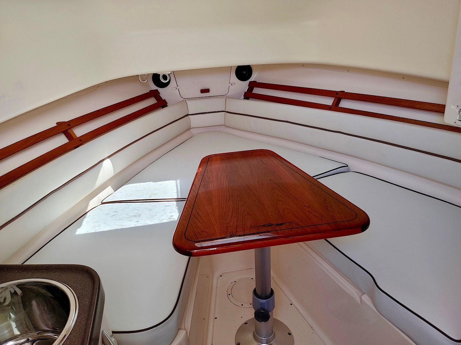 2006 Grady-White Marlin 300 - 17