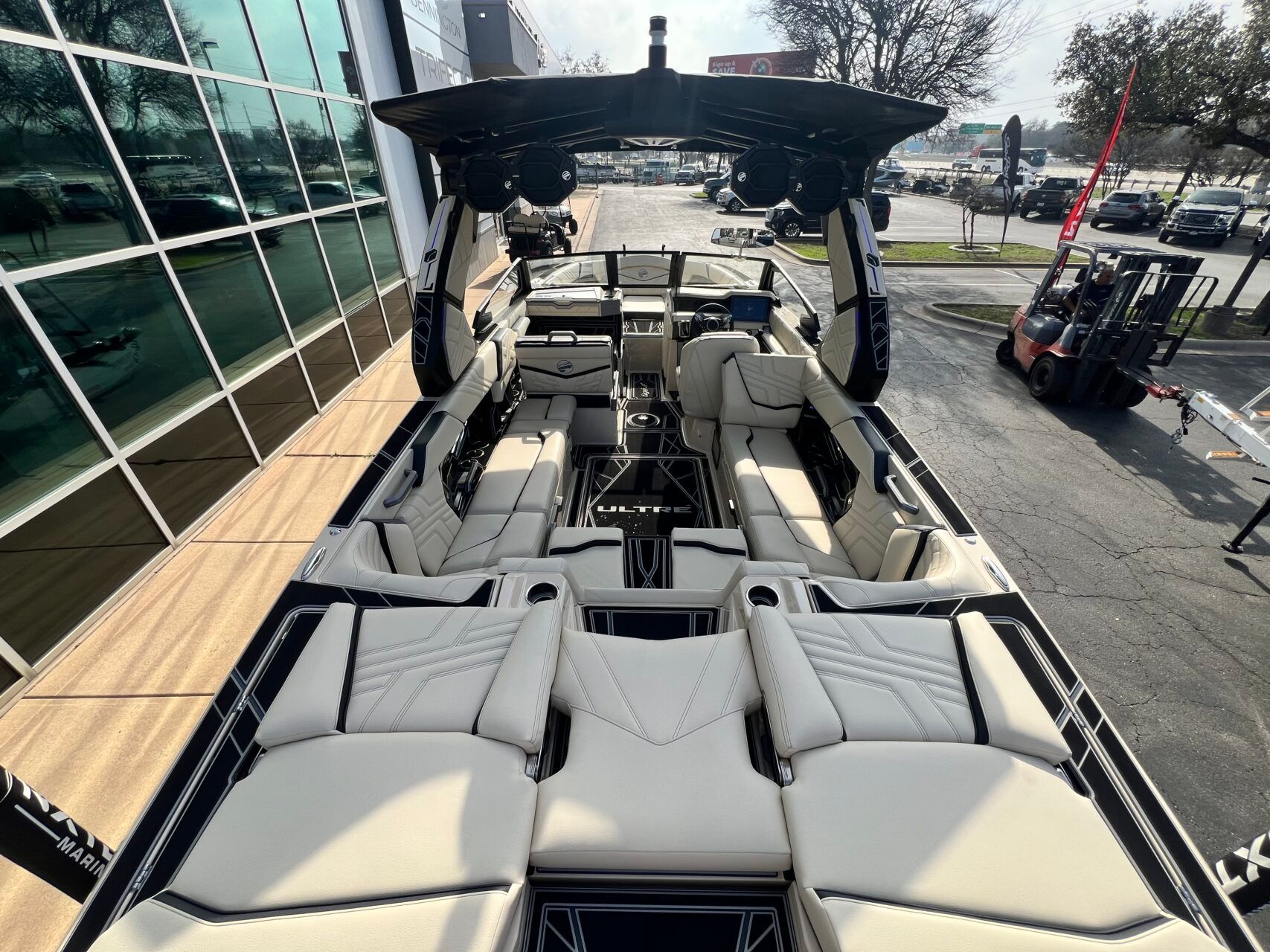 2026 Tigé Ultré 25ZX - 12