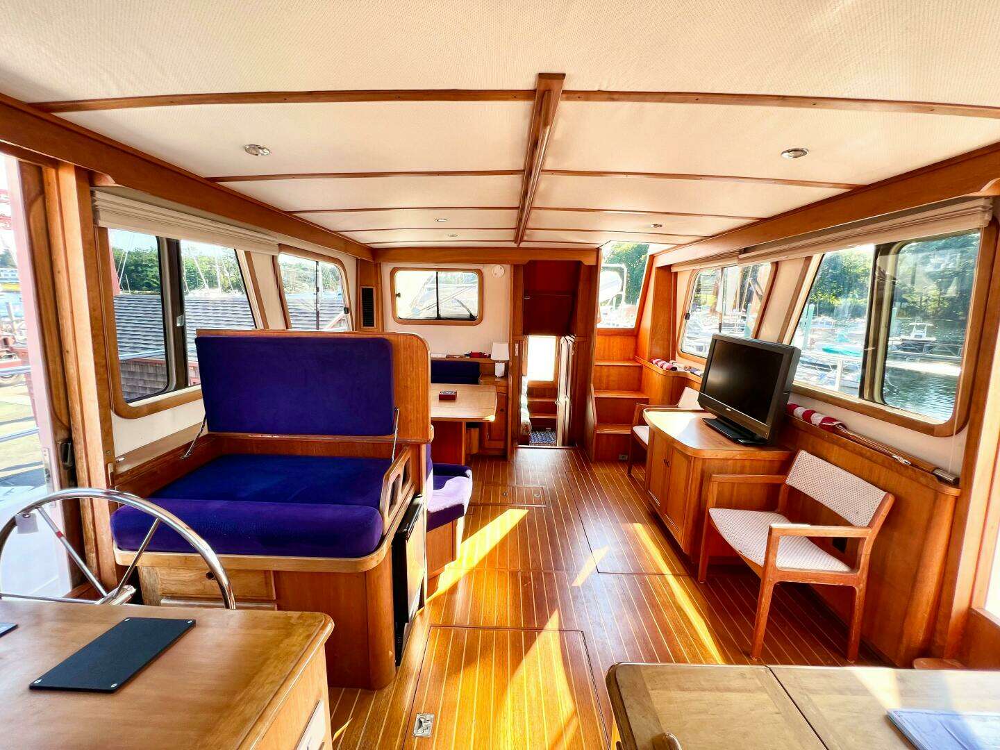 2001 Sabre Sabreline 47 - Image 11