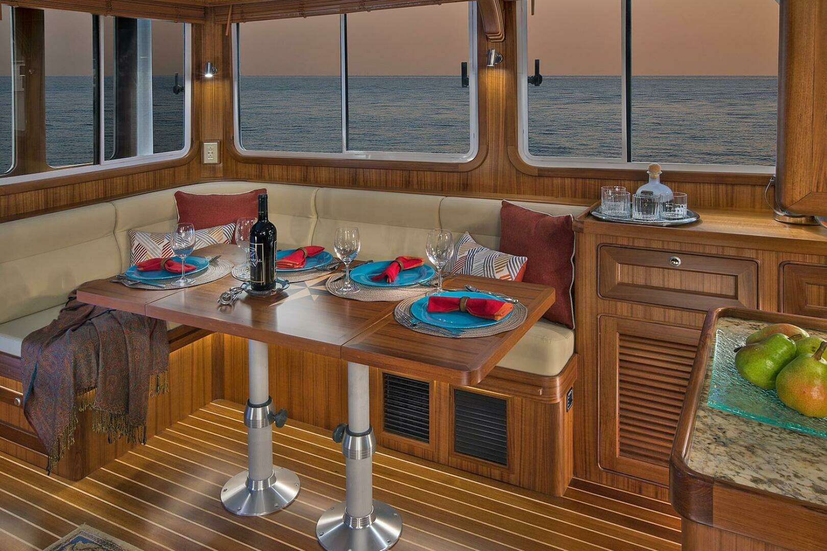2026 Helmsman Trawlers 38E Pilothouse - Image 29