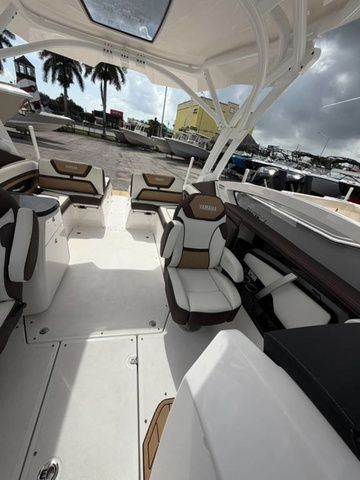 2023 Yamaha Boats 275SDX - 10