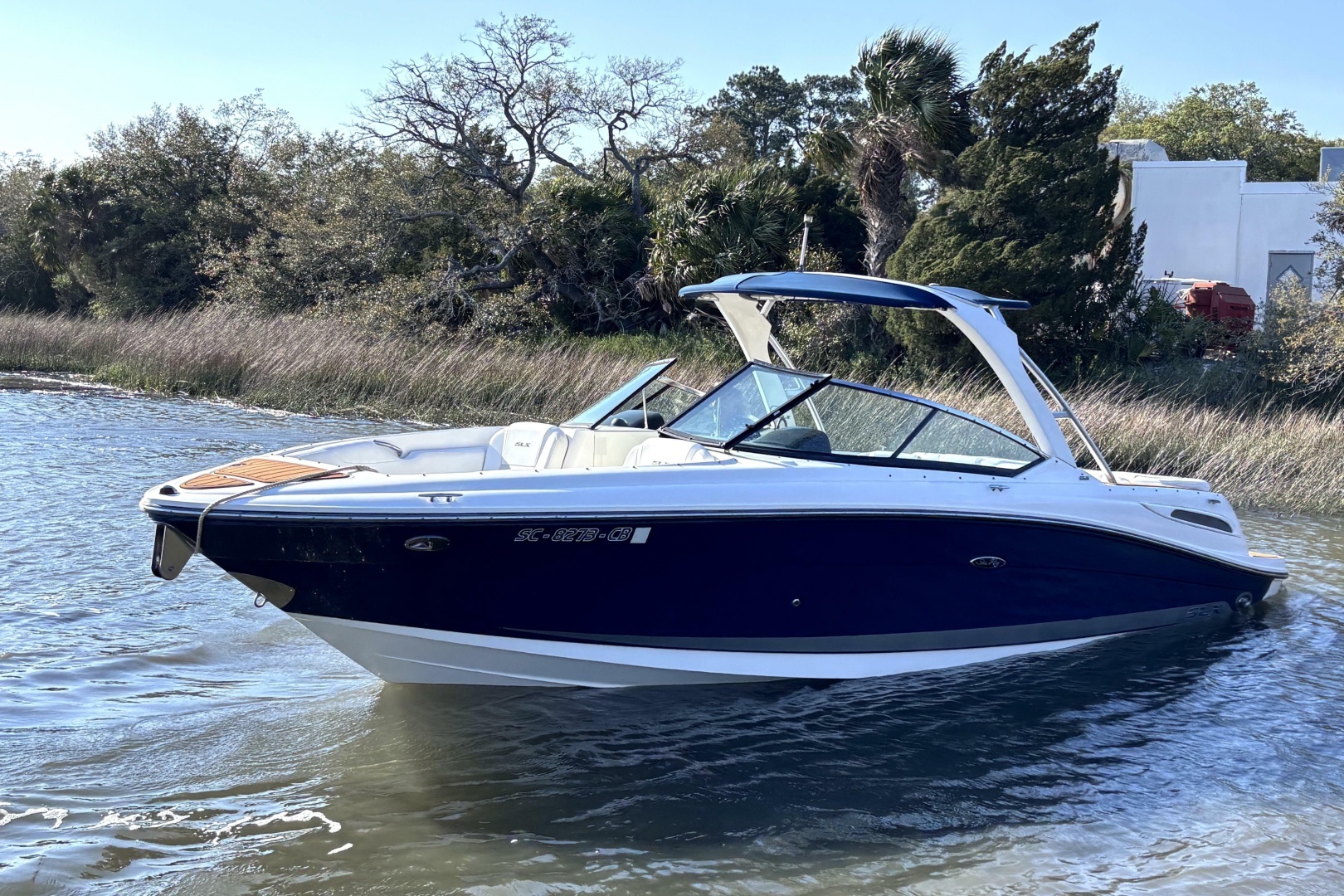 2008 Sea Ray 270 Sundeck - Image 2