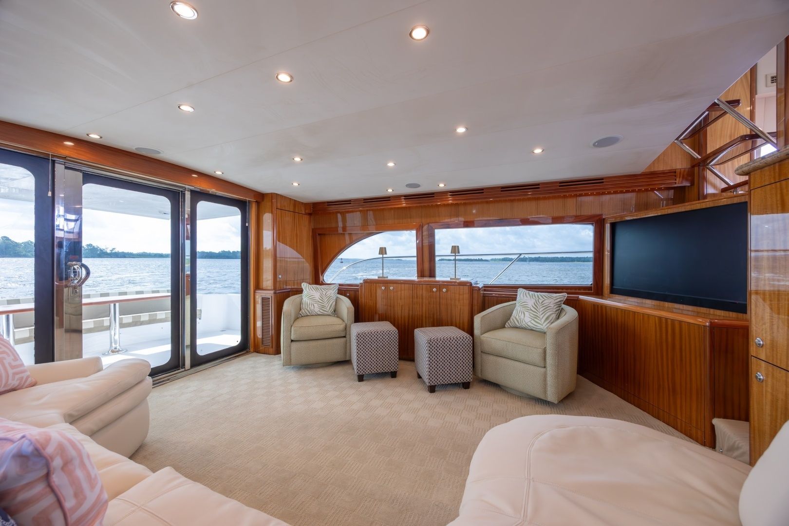 2008 Hatteras Motor Yacht - Image 80