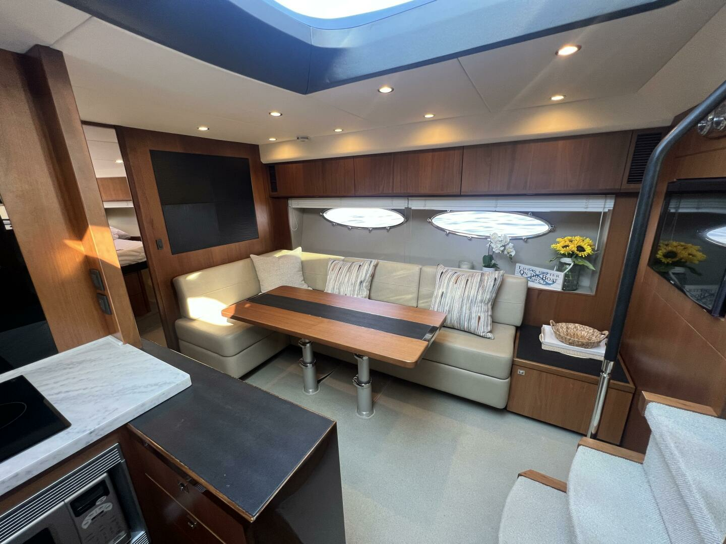 2015 Princess V52 - Image 18