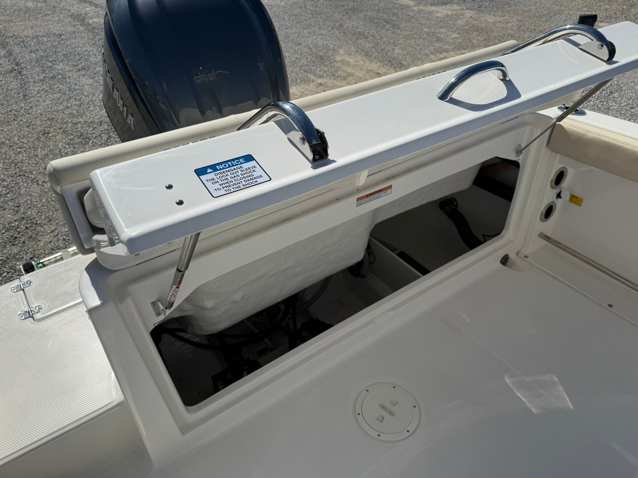 2026 ROBALO 222 CC - Image 14
