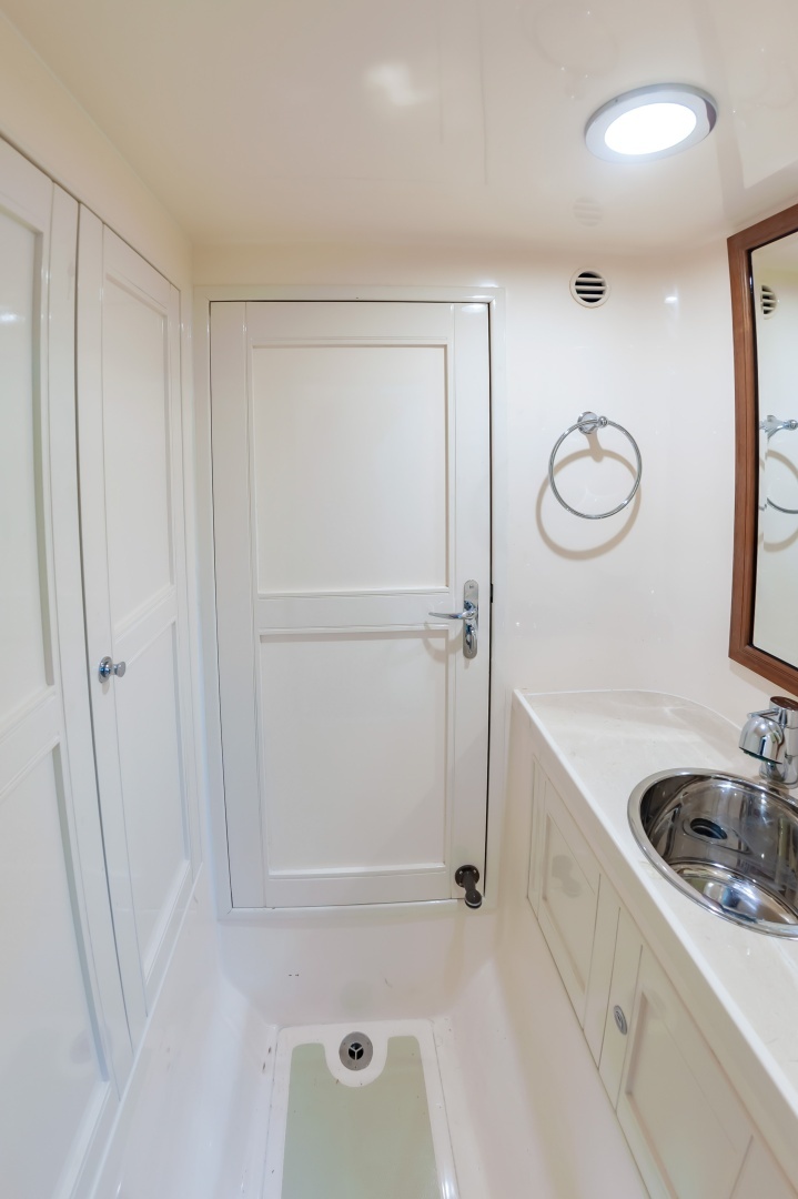 2015 Marlow Explorer 58E - Image 40