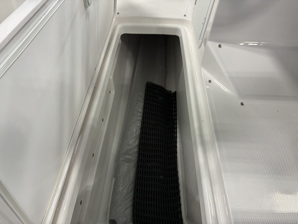 2026 Yamaha Boats AR250 - 44