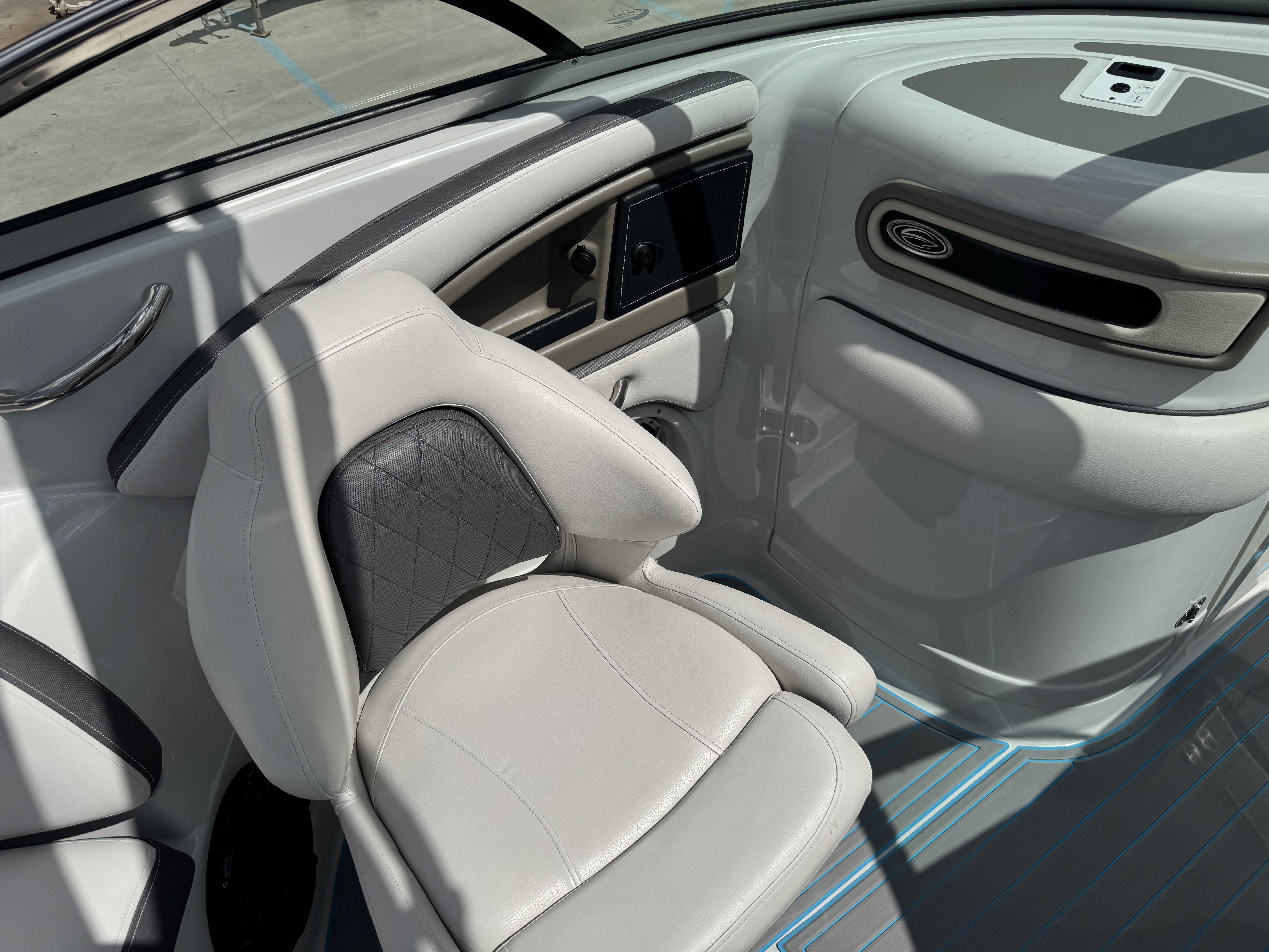 2021 Crownline Eclipse E275 XS - 20