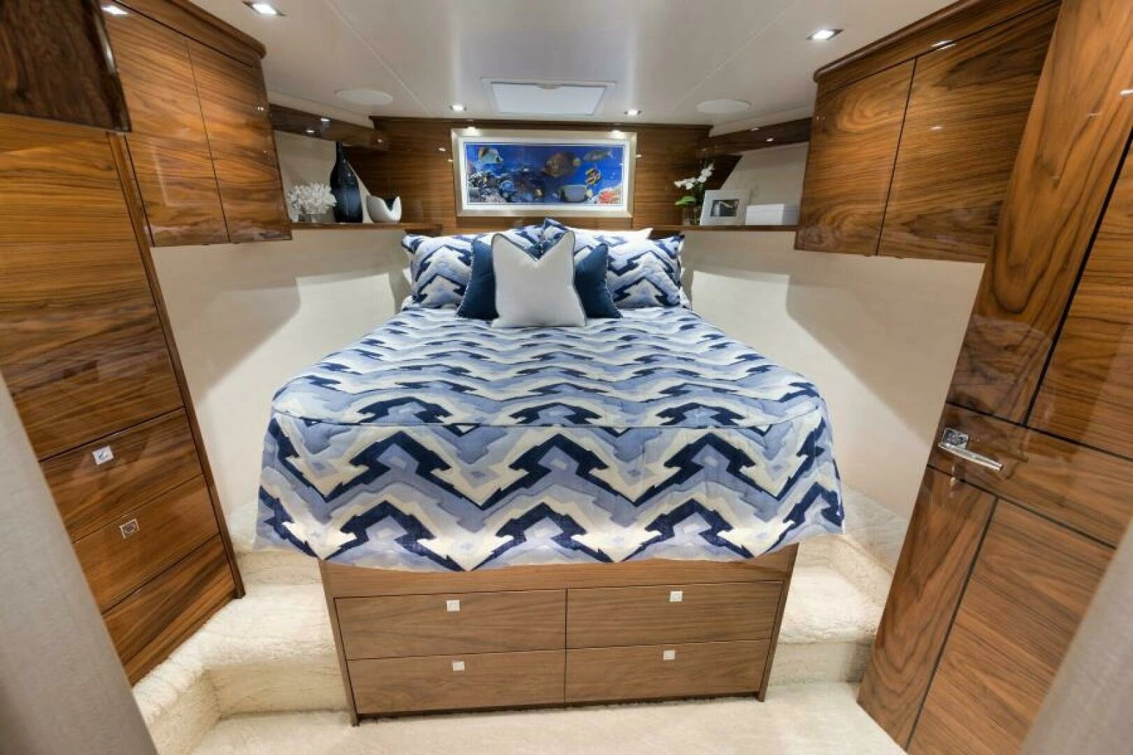 2024 Viking 68 Convertible - Image 33