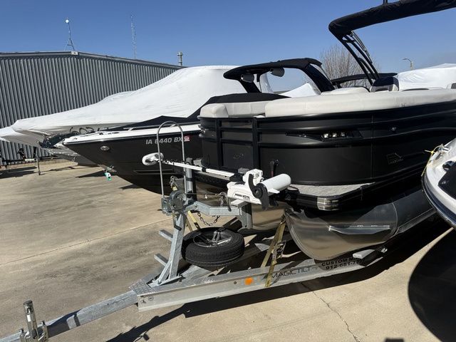 2023 BARLETTA BOATS 25U - 23