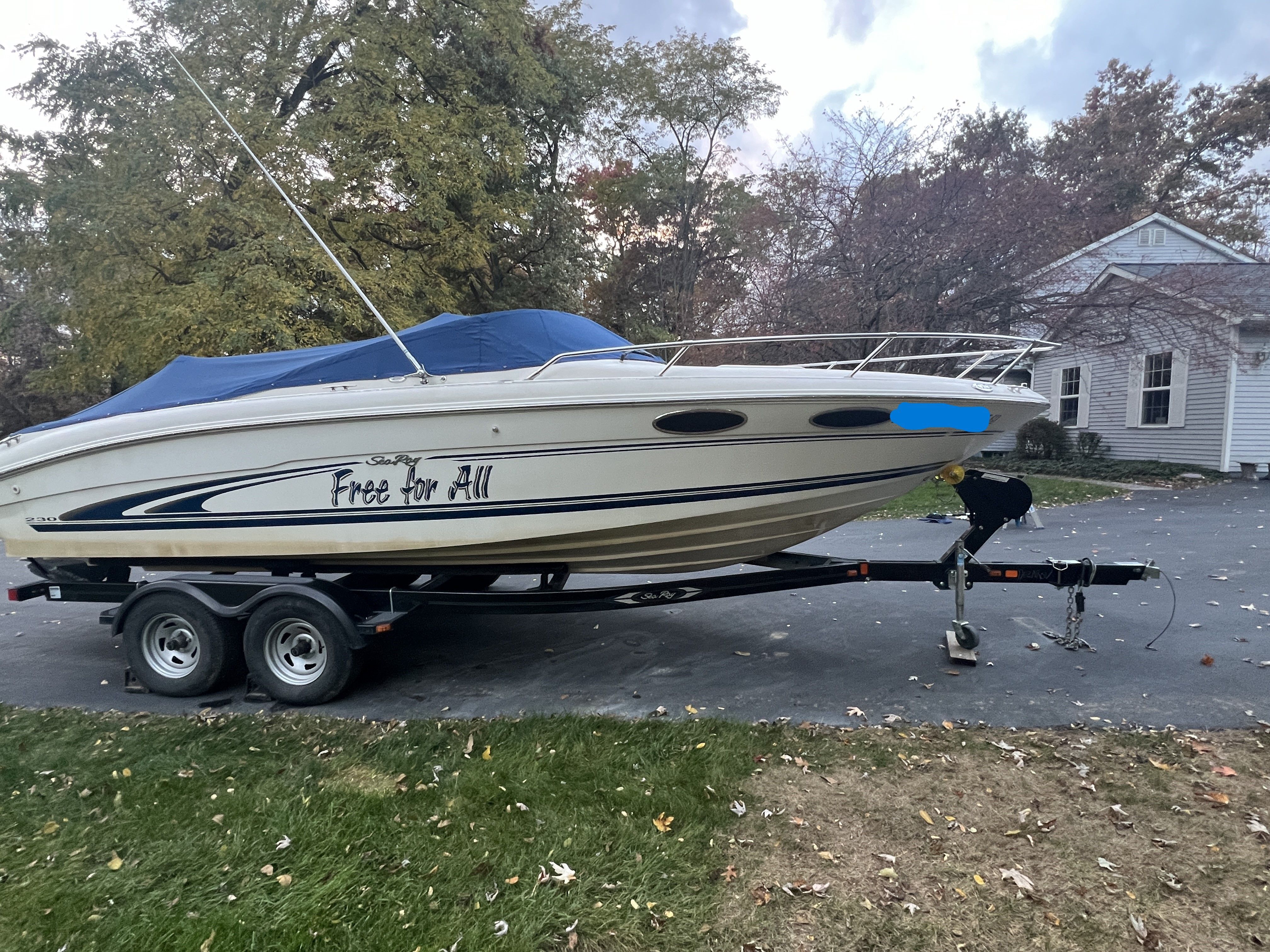 1999 Sea Ray 230 Overnighter - 16