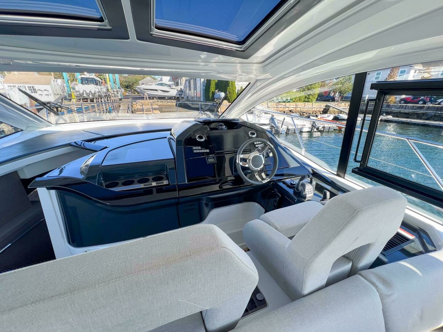 2024 Beneteau Gran Turismo 45 - Image 4